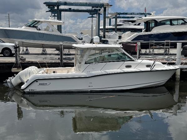 Photo of 2015 Boston Whaler 36'