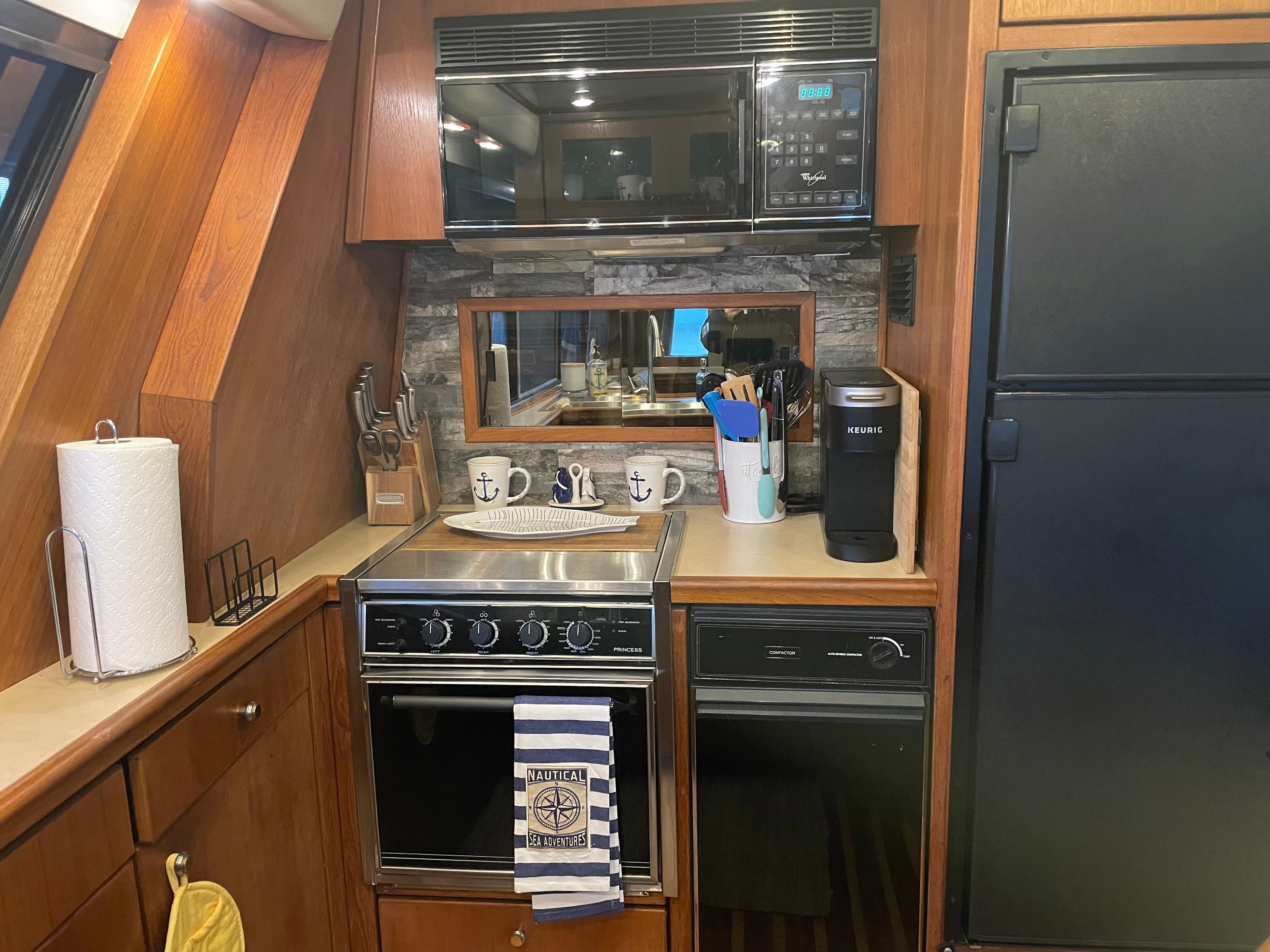 Bayliner-4788 Pilothouse Motoryacht 1995-HARMONY WA-US-9635995 | Thumbnail