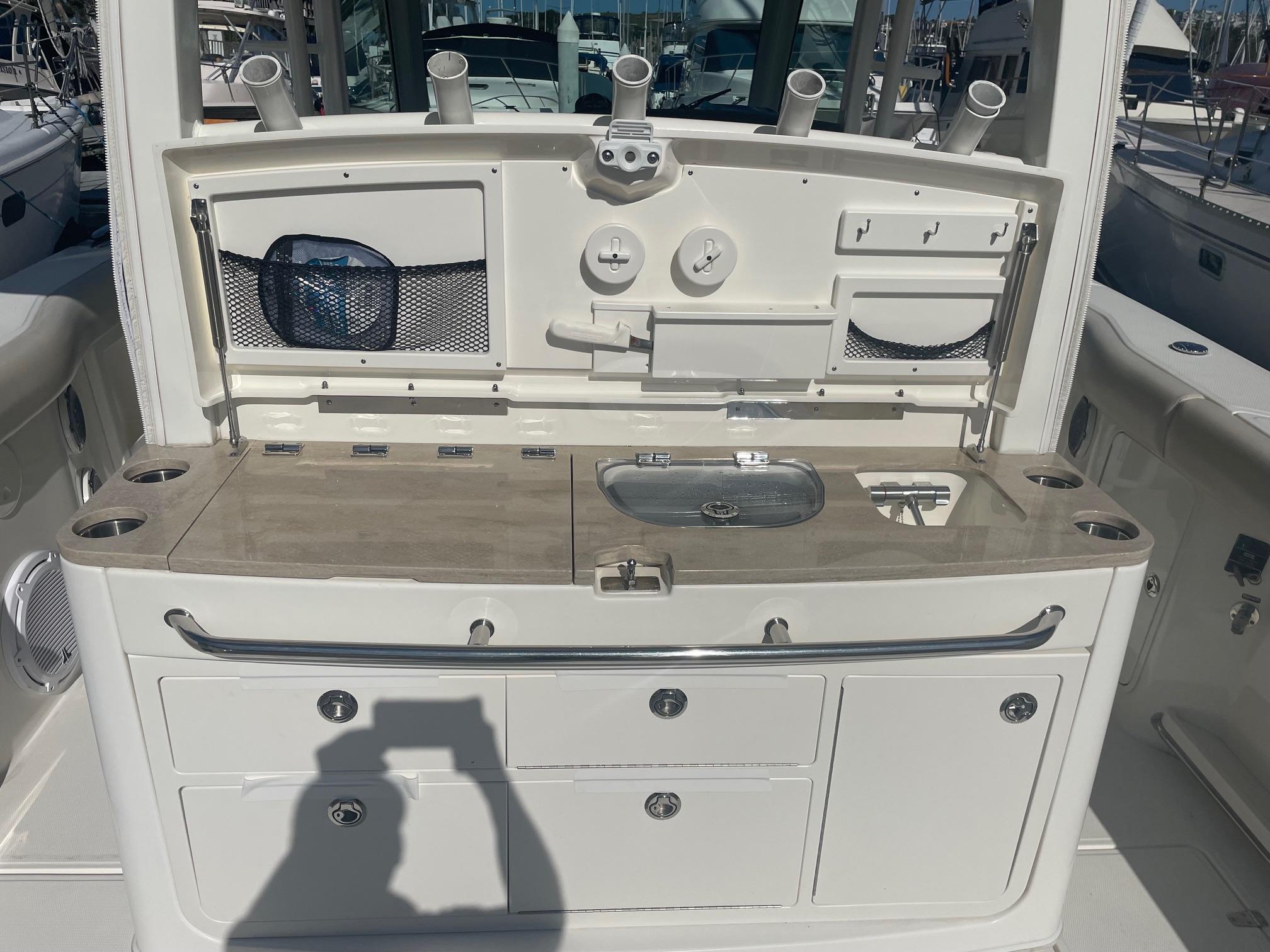 2018 Boston Whaler 380 Outrage #TBDH1342 inventory image at Sun Country Marine Group, Dana Point 2018 Boston Whaler 380 Outrage #TBDH1342 inventory image at Sun Country Marine Group, Dana Point