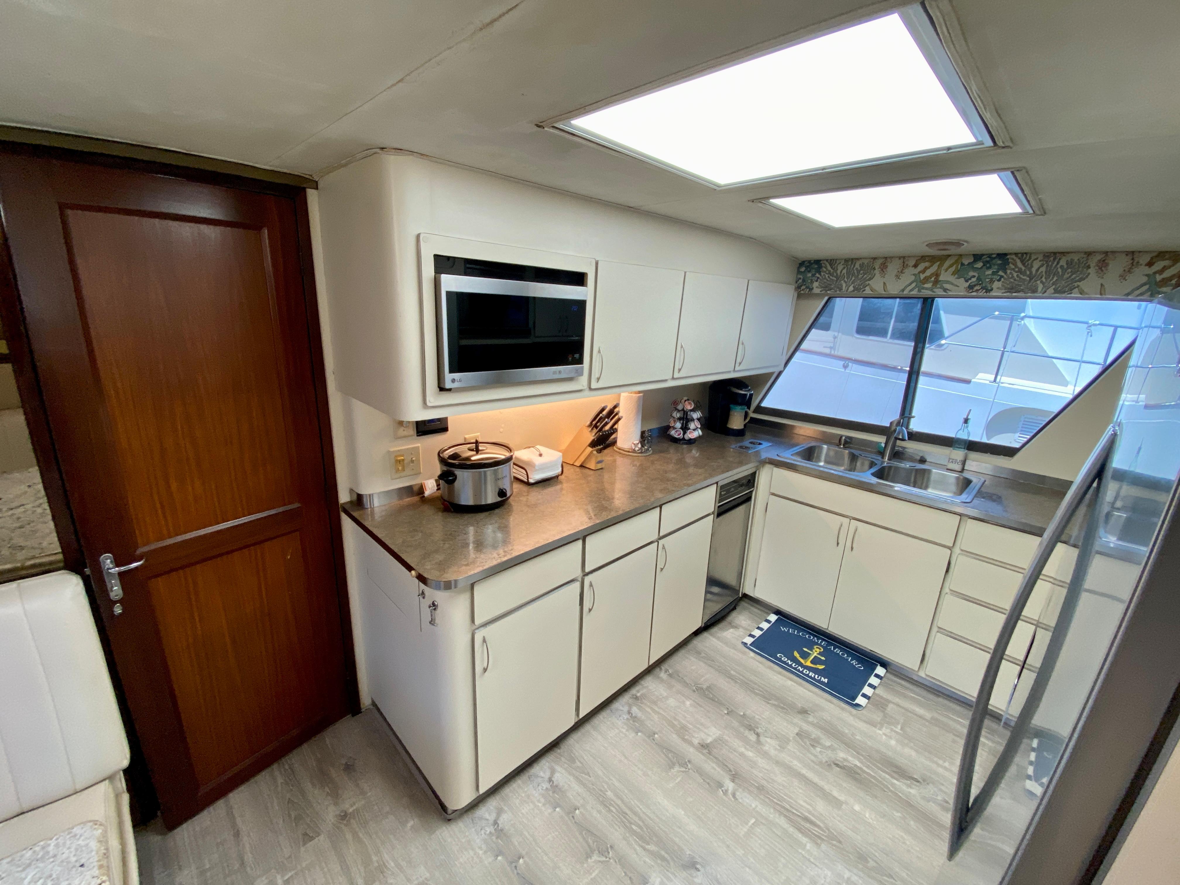 Hatteras 70 Conundrum - Galley, Cabinet Storage, Microwave