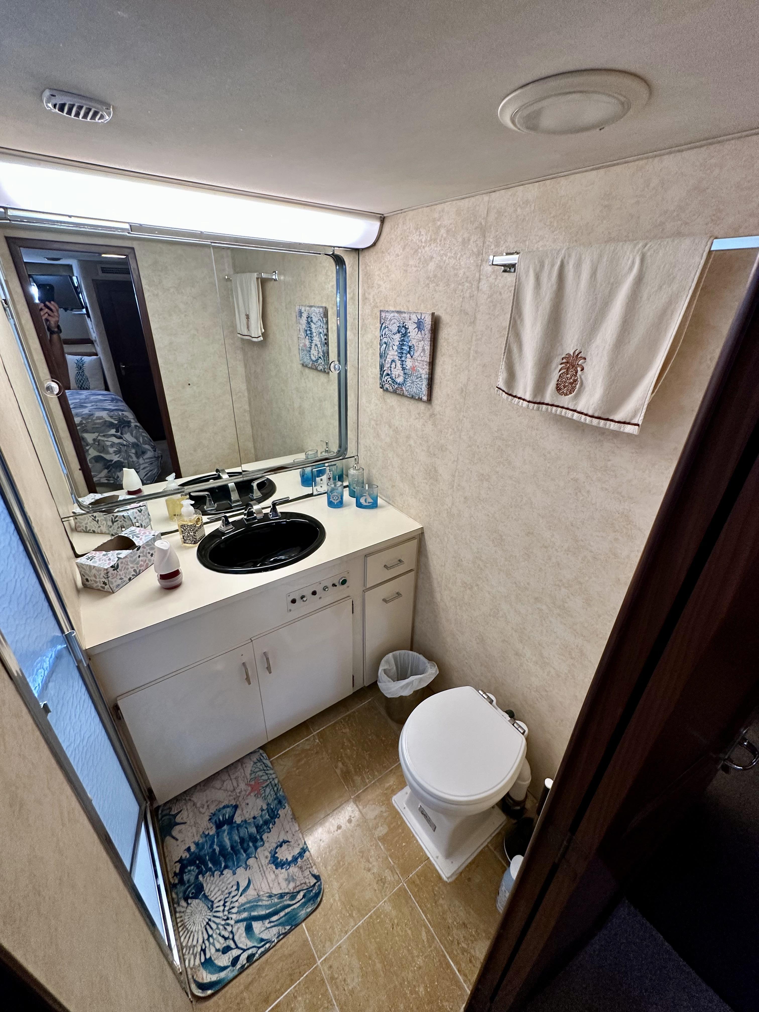 Hatteras 70 Conundrum - Head, Sink and Walkin Shower