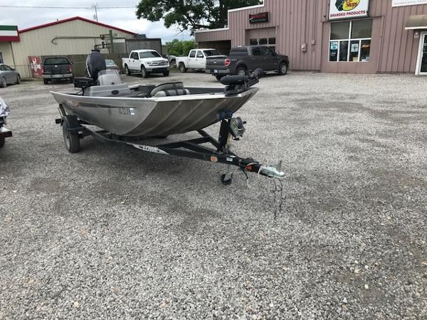 2012 Lowe boat for sale, model of the boat is styrker & Image # 9 of 11