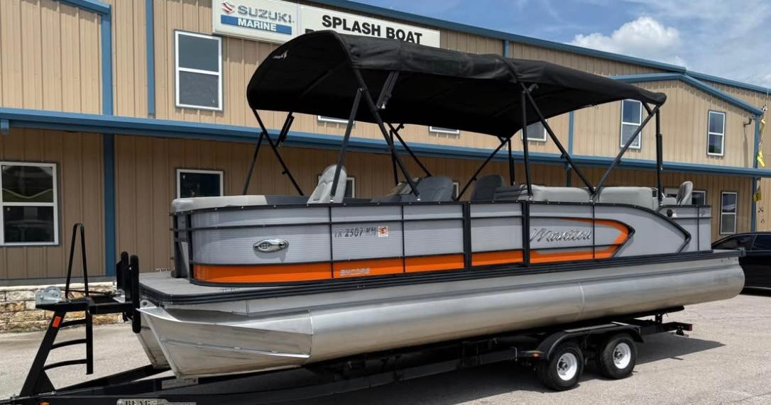 2021 Manitou 24 Encore Pro Angler PT