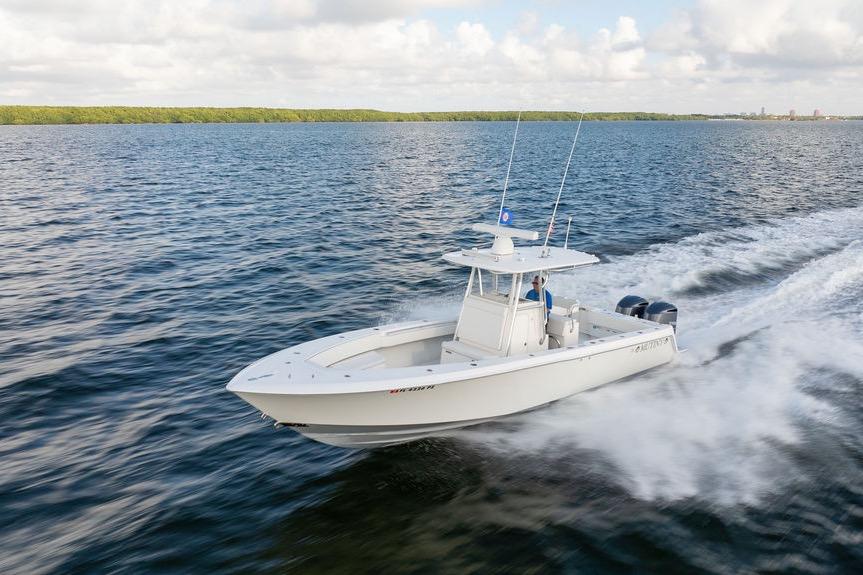 2013 Contender 32.67 32 ST