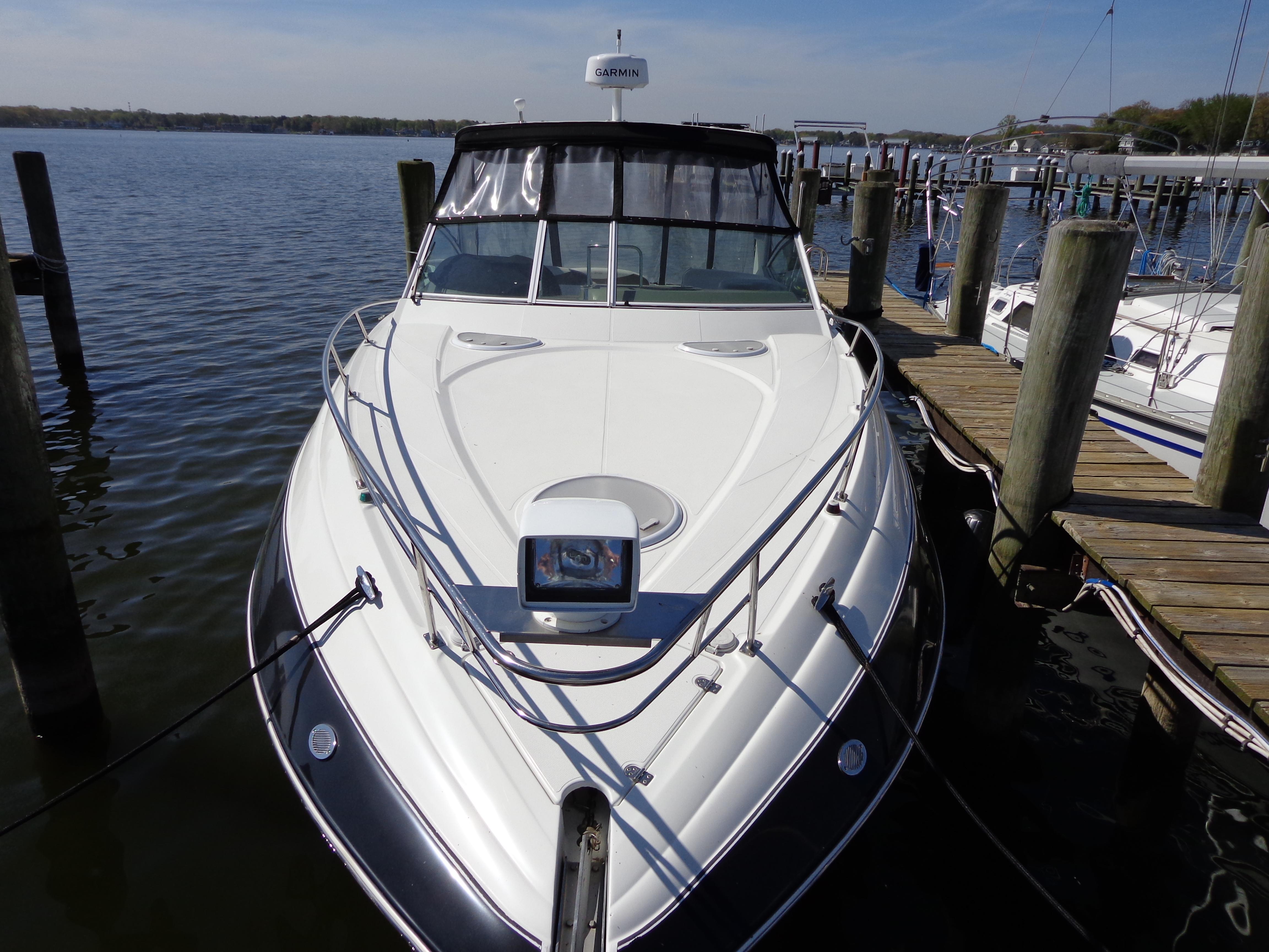 2008-cruisers-yachts-330-express-power-9790622-20250512084240613-1_XLARGE