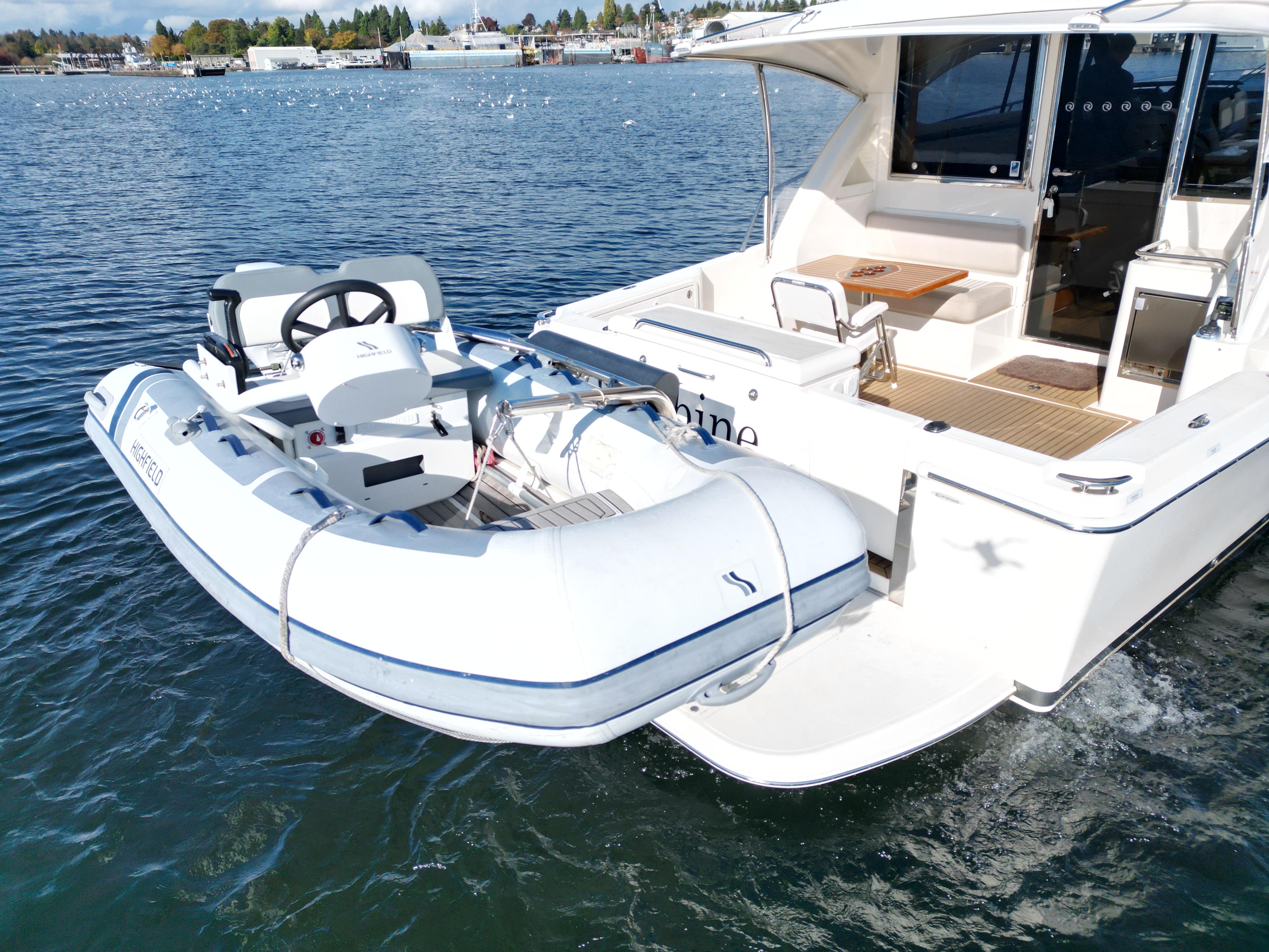 2019 Riviera 395 SUV #TBBH39012 inventory image at Sun Country Yachts, South Lake Union (Seattle) 2019 Riviera 395 SUV #TBBH39012 inventory image at Sun Country Yachts, South Lake Union (Seattle)
