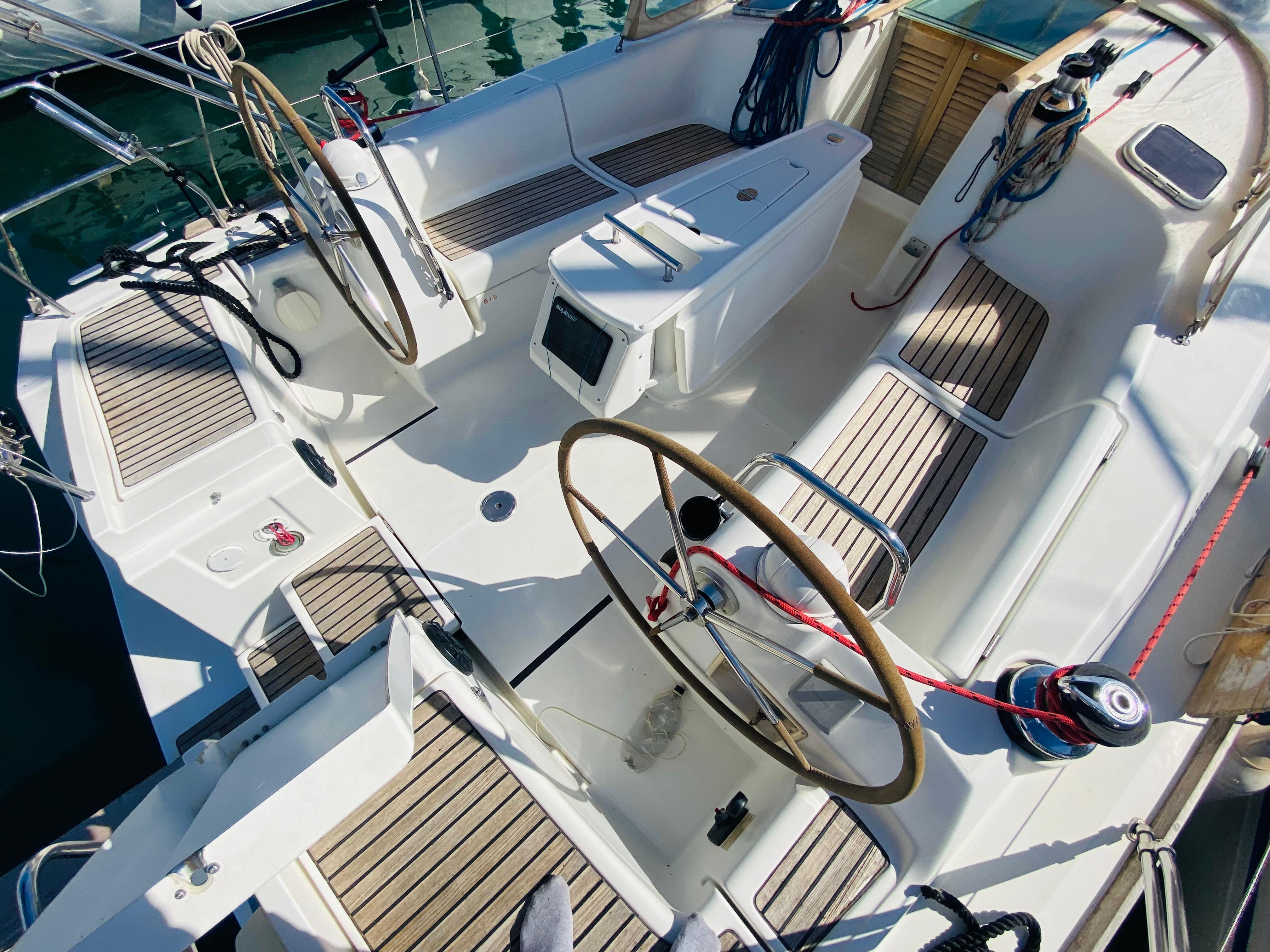 Yacht Photos Pics