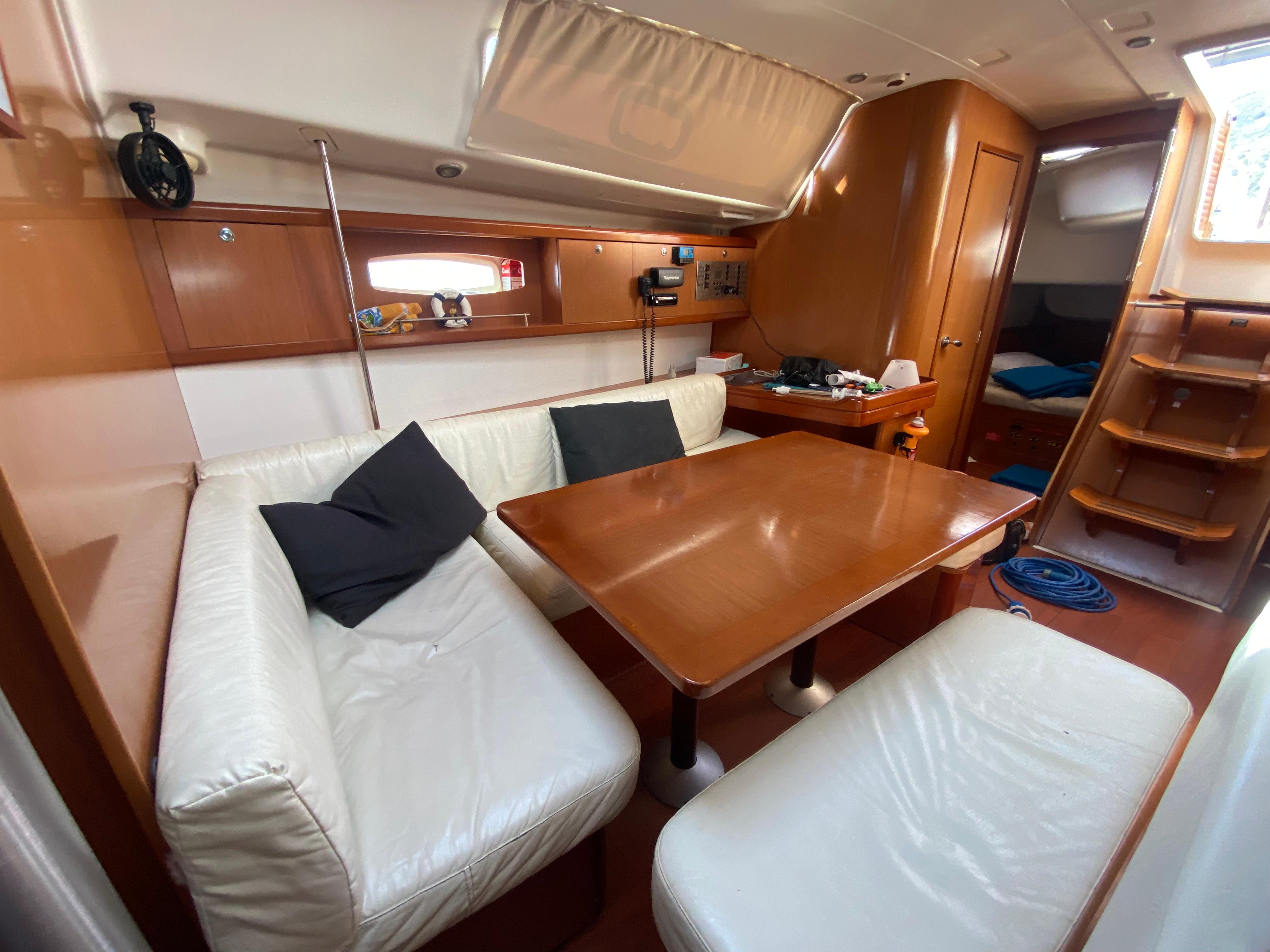Yacht Photos Pics