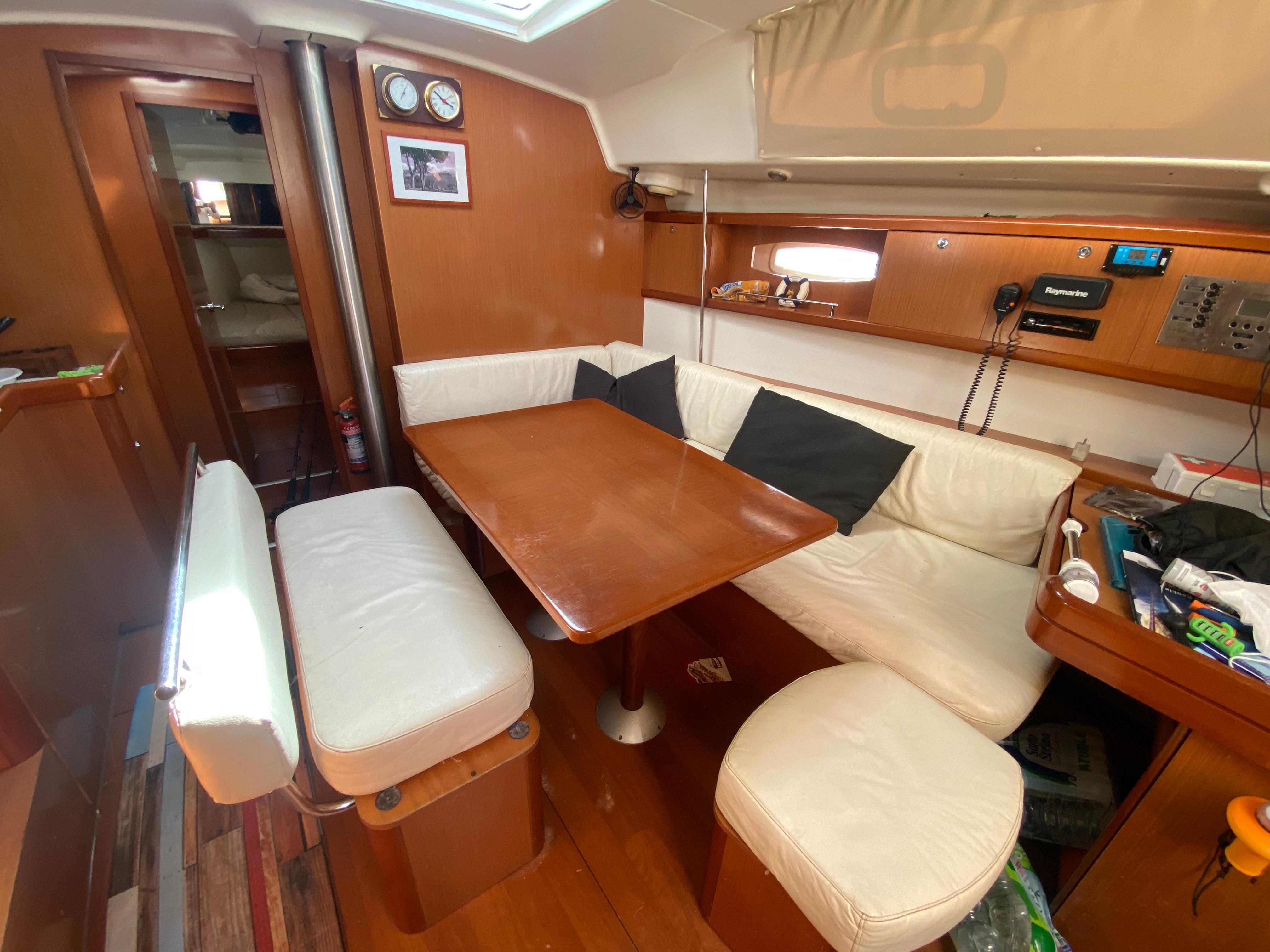 Yacht Photos Pics