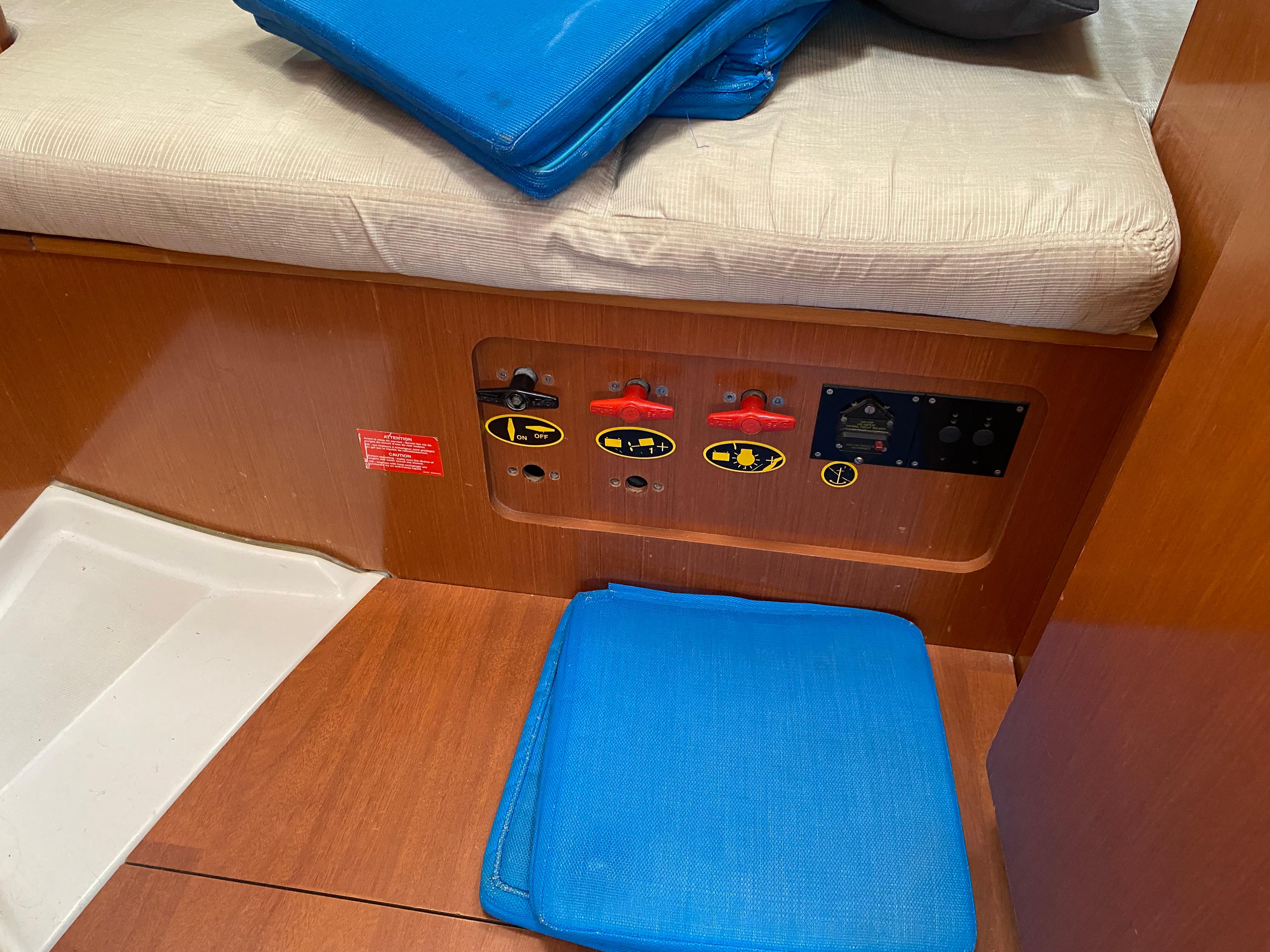 Yacht Photos Pics