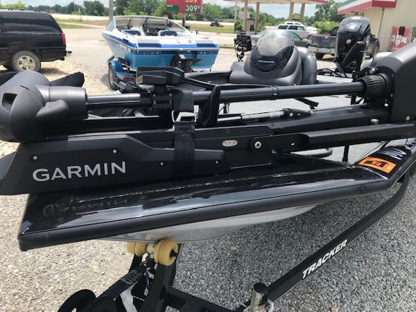 2019 Tracker Boats boat for sale, model of the boat is Pro Team 190 & Image # 3 of 11
