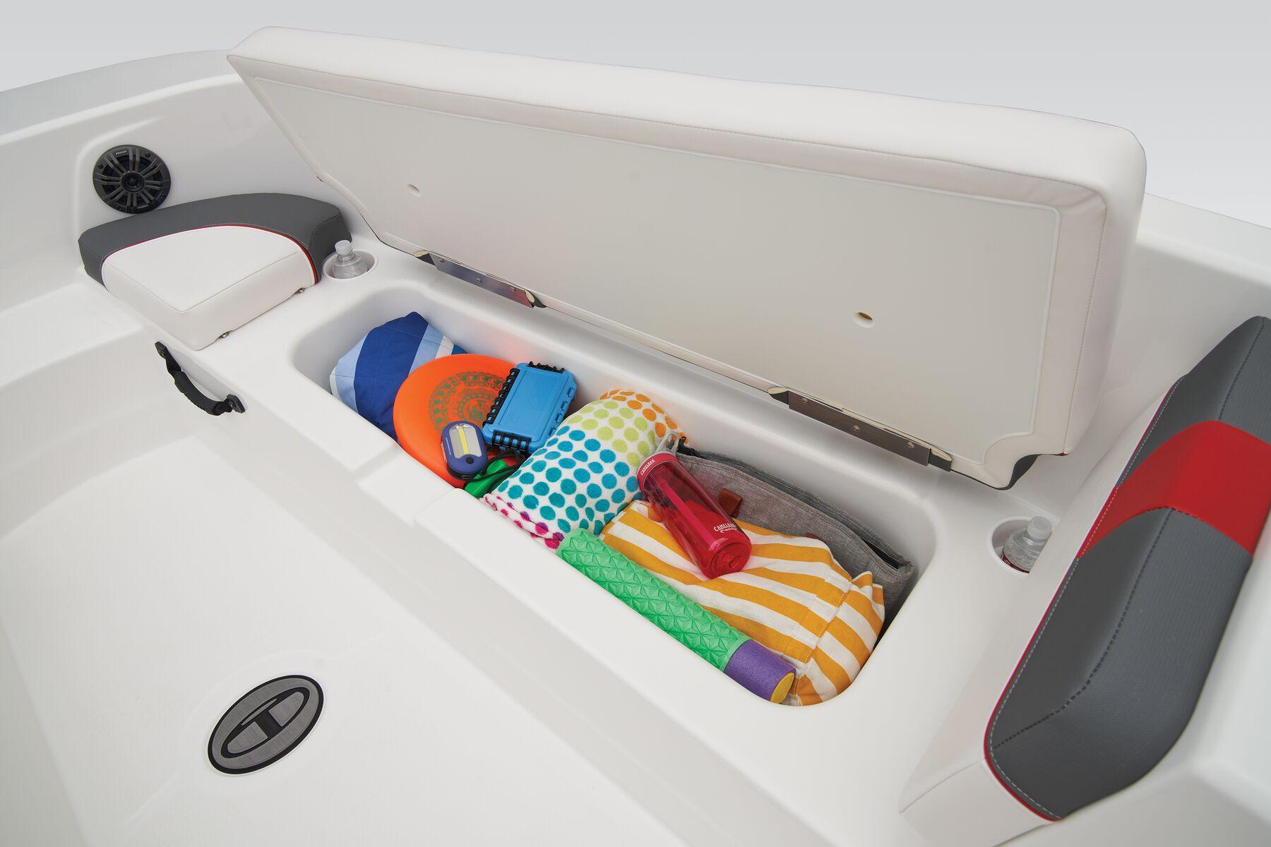 2026 Tahoe T18 Gallery