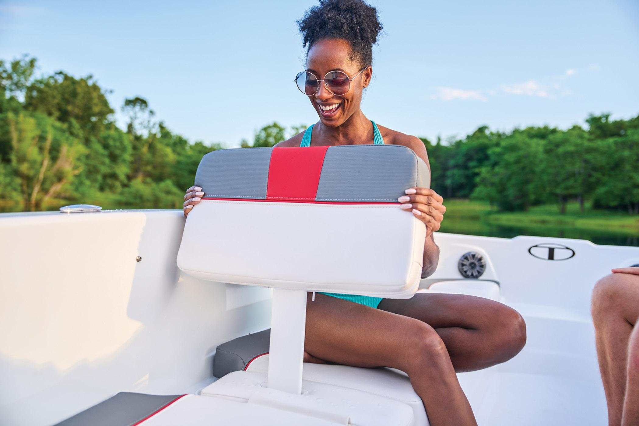 2026 Tahoe T18 Gallery