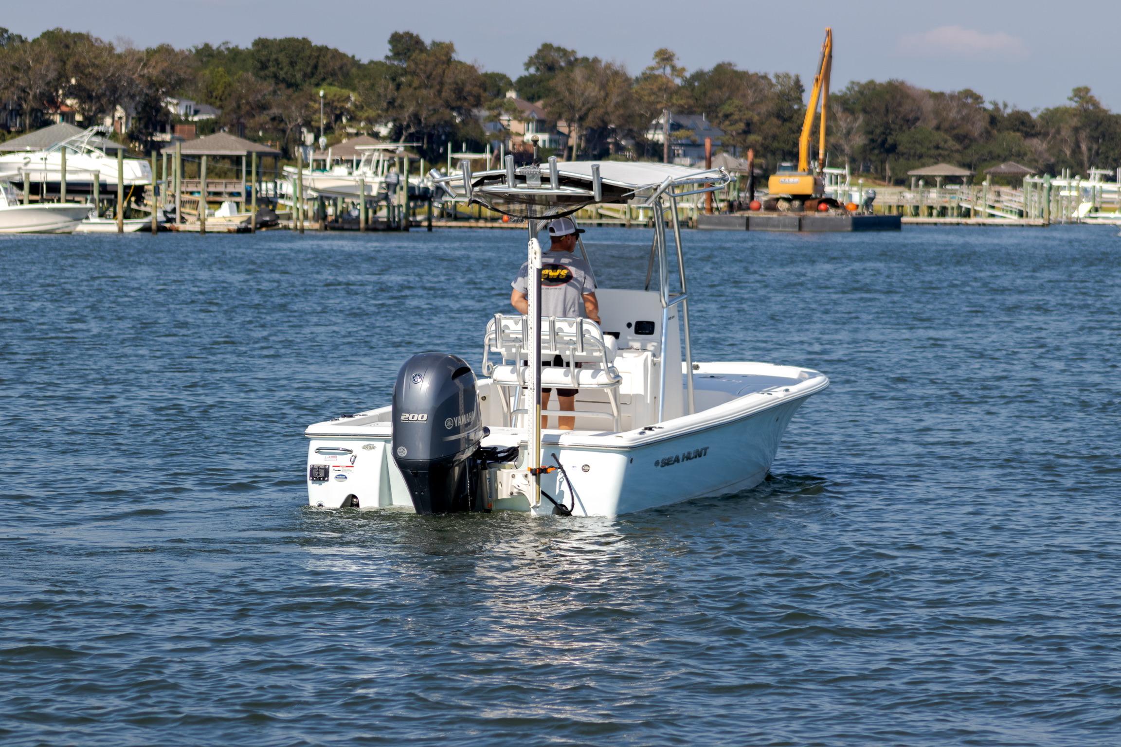 2016 Sea Hunt BX 22 BR