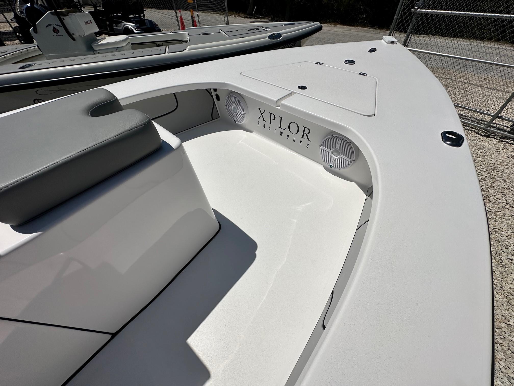 2023 Xplor 5.49 ft X18 Priced to sell!