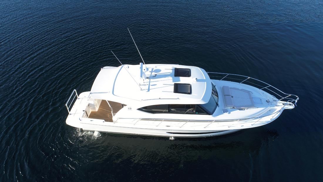 2019 Riviera 395 SUV #TBBH39012 inventory image at Sun Country Yachts, South Lake Union (Seattle) 2019 Riviera 395 SUV #TBBH39012 inventory image at Sun Country Yachts, South Lake Union (Seattle)
