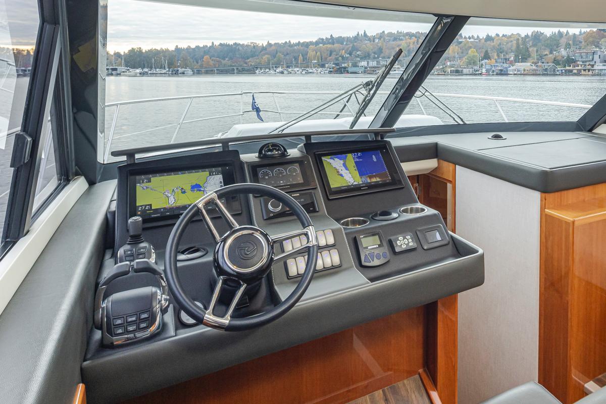 2019 Riviera 395 SUV #TBBH39012 inventory image at Sun Country Yachts, South Lake Union (Seattle) 2019 Riviera 395 SUV #TBBH39012 inventory image at Sun Country Yachts, South Lake Union (Seattle)
