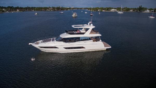 Photo of 2016 Prestige 68'