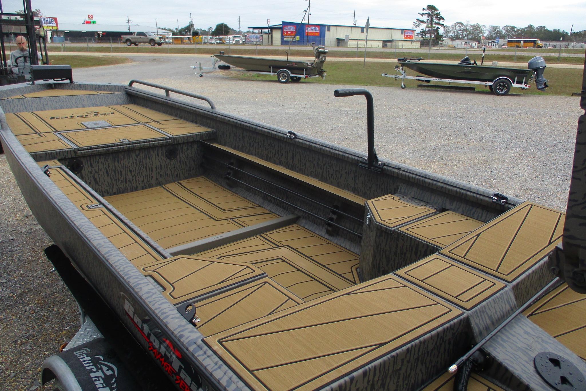 2026 Gator Tail 1750 SAVAGE MIDDECK-10