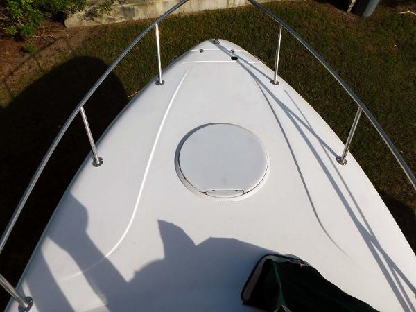 23' Four Winns, Listing Number 100885305, - Photo No. 4