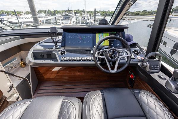 Princess Motor Yacht Sales - Used Princess V50