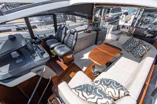 Princess Motor Yacht Sales - Used Princess V50