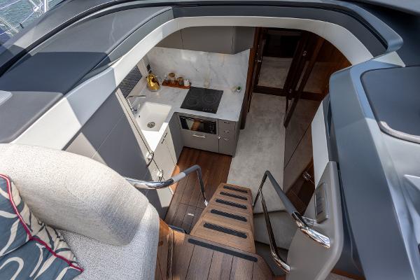 Princess Motor Yacht Sales - Used Princess V50