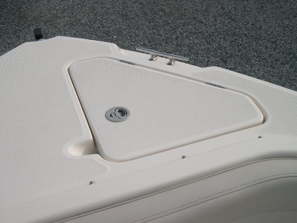 DC 235 Photo 13