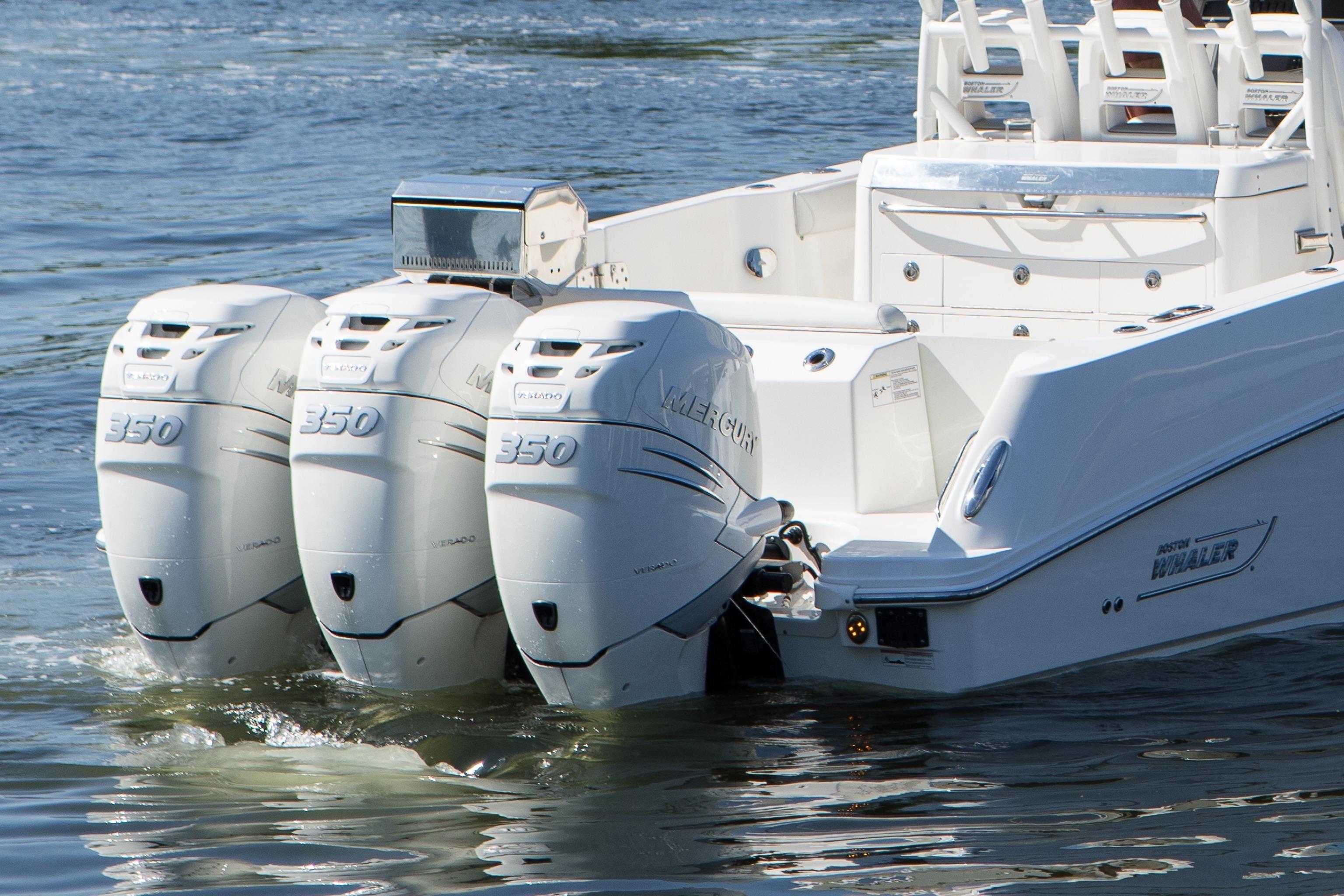 35 Boston Whaler