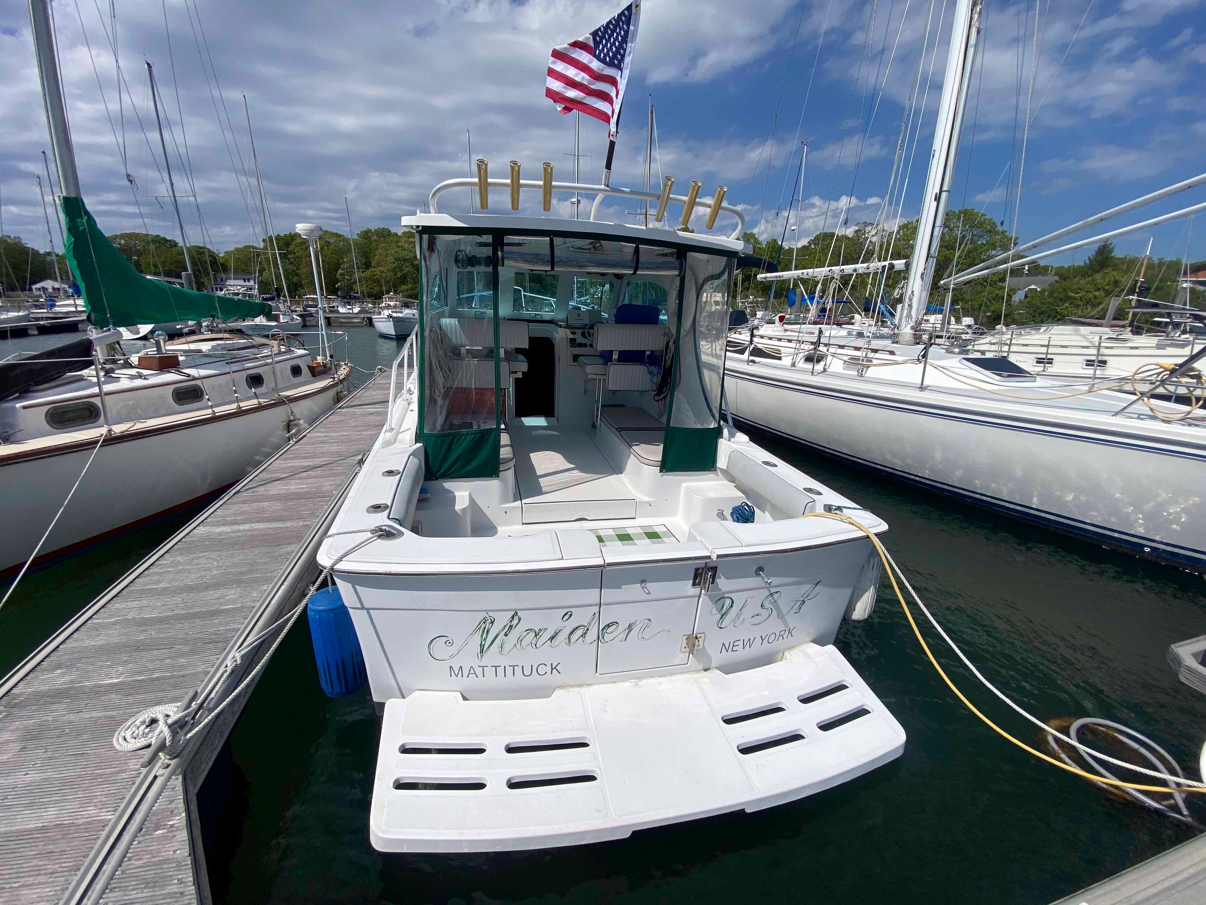 NY 10027 RM Knot 10 Yacht Sales