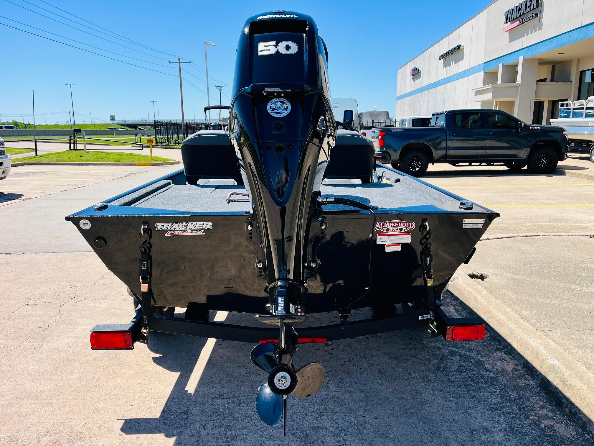 2025 Tracker Bass Tracker Classic XL