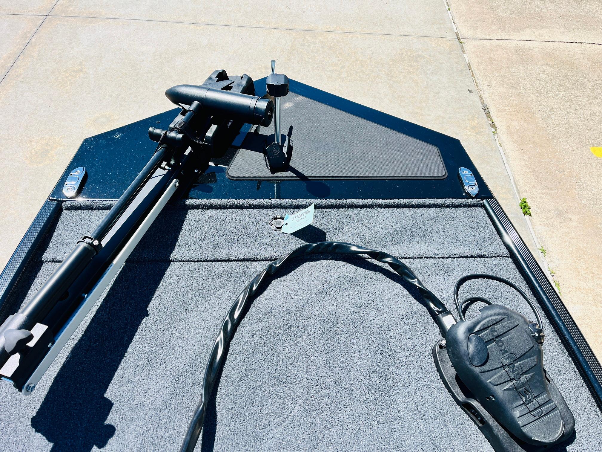 2025 Tracker Bass Tracker Classic XL