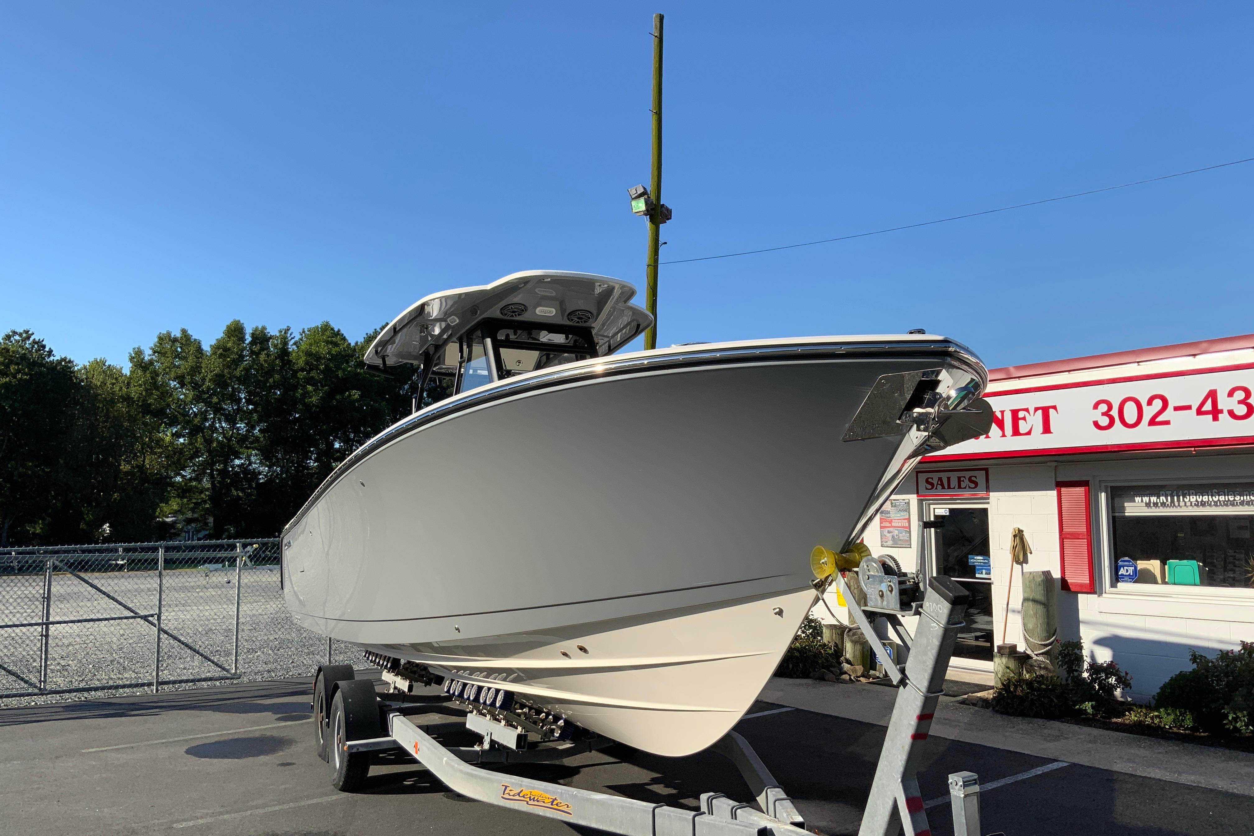 2026 Cobia 305 Center Console-4