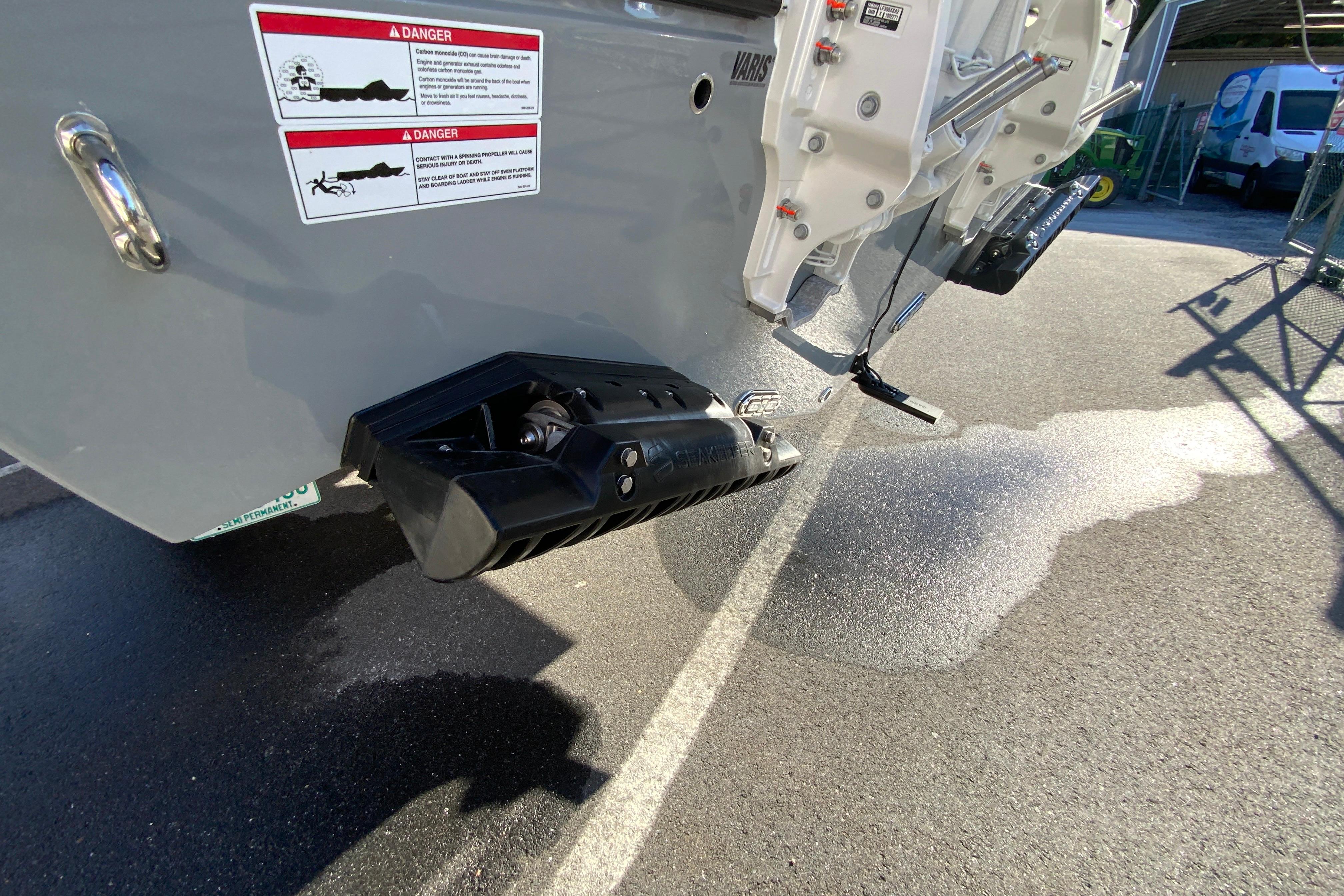 2026 Cobia 305 Center Console-15