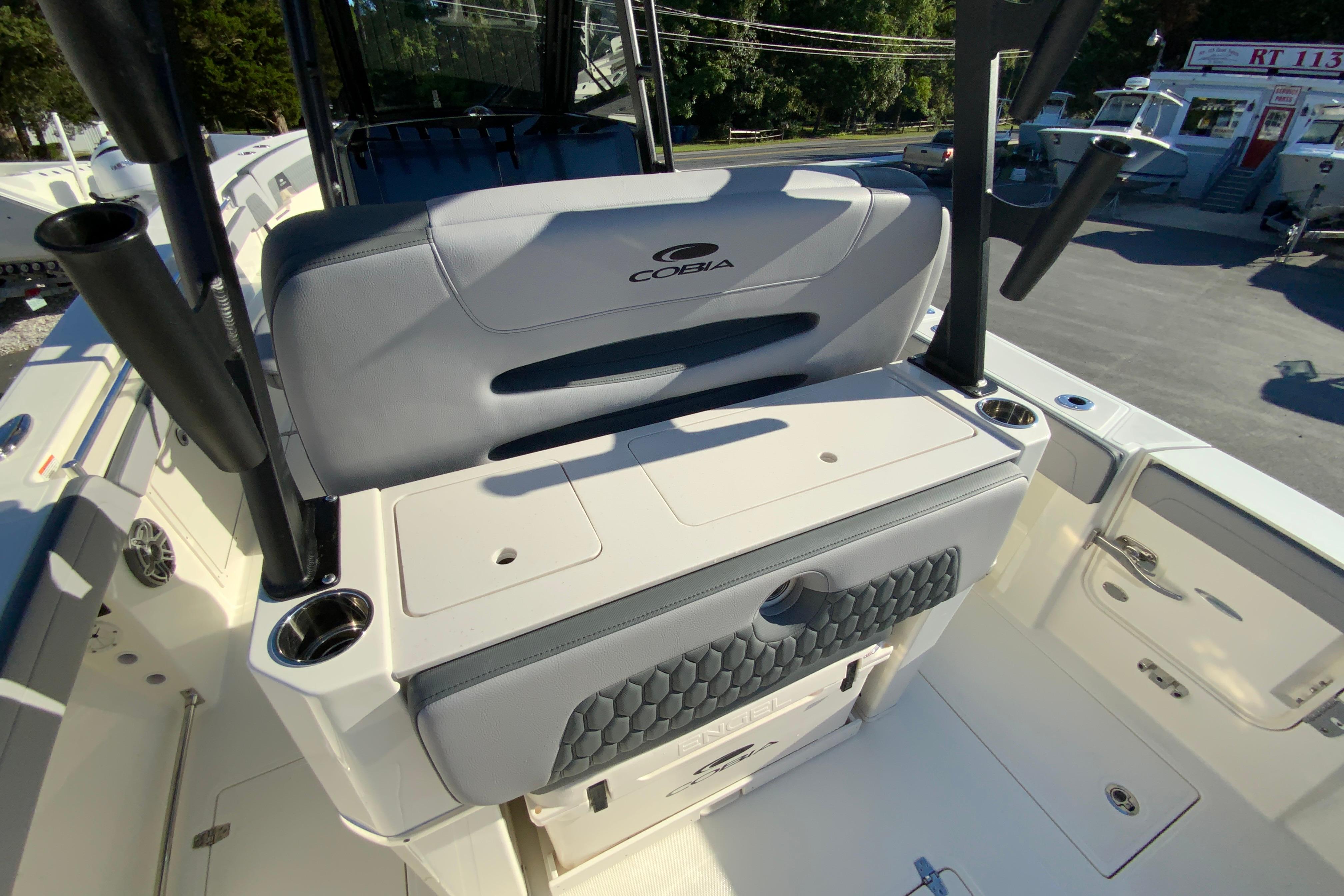 2026 Cobia 305 Center Console-30