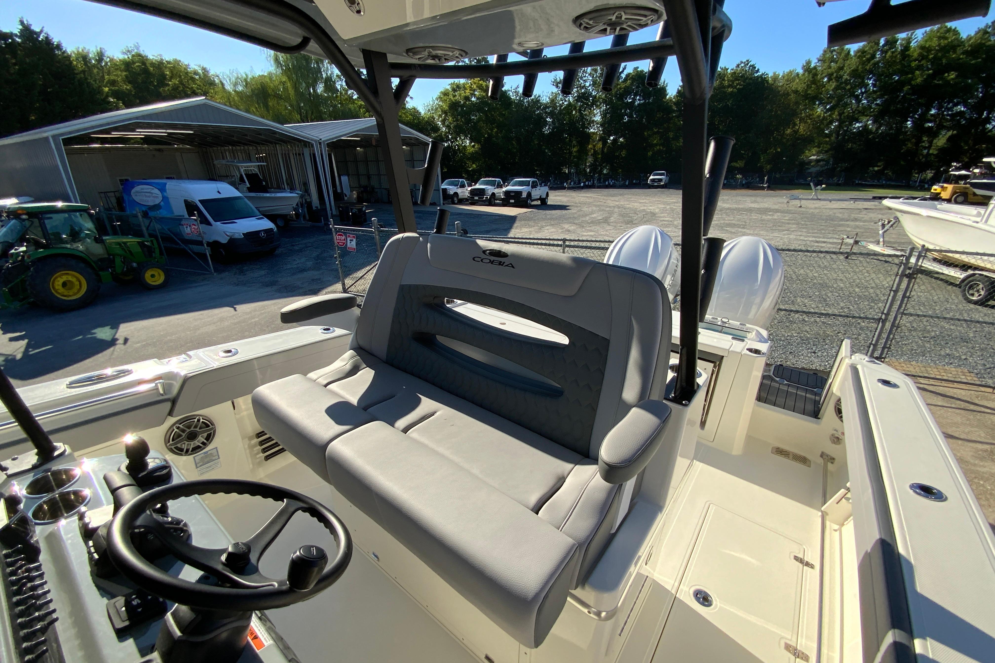 2026 Cobia 305 Center Console-39