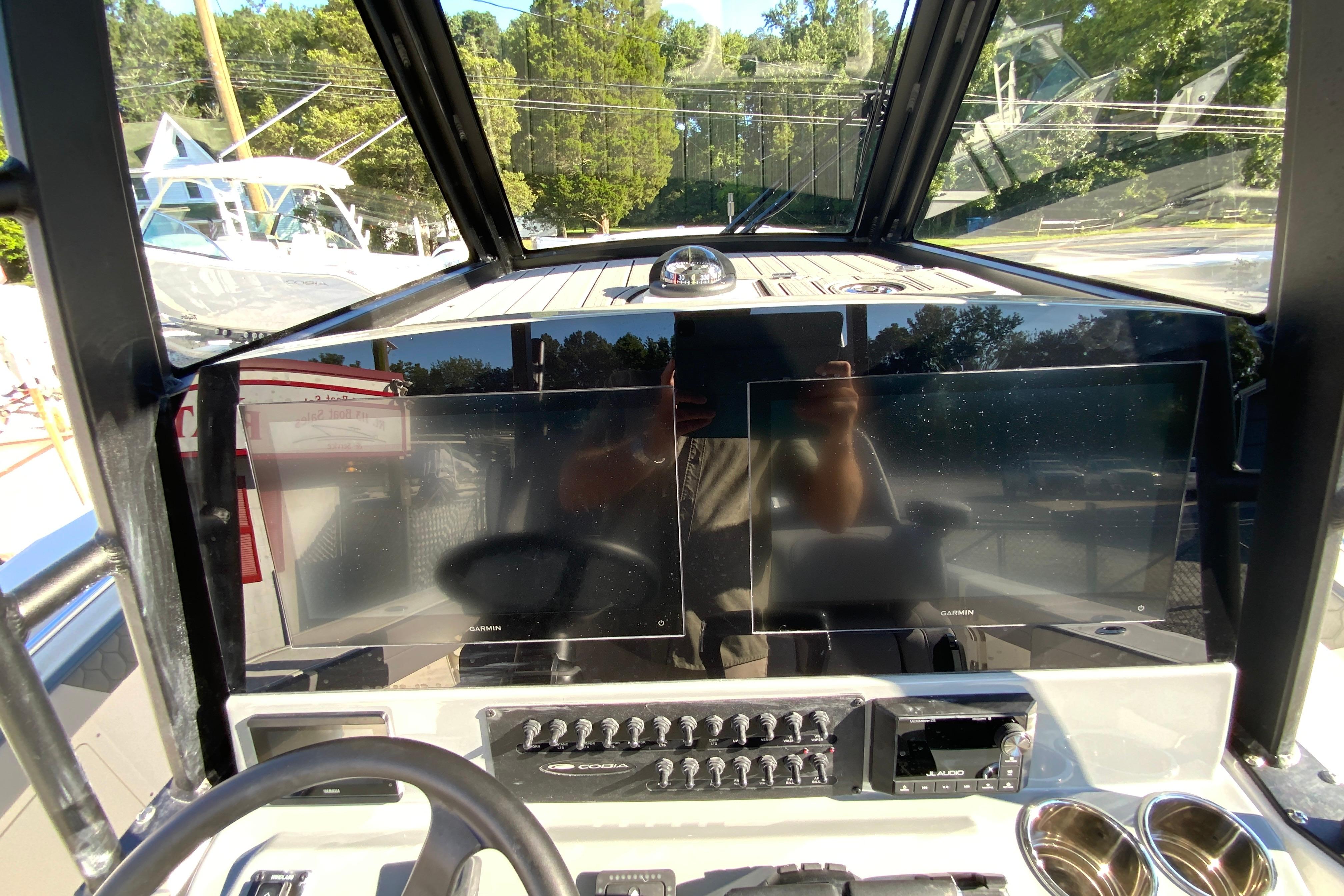 2026 Cobia 305 Center Console-45