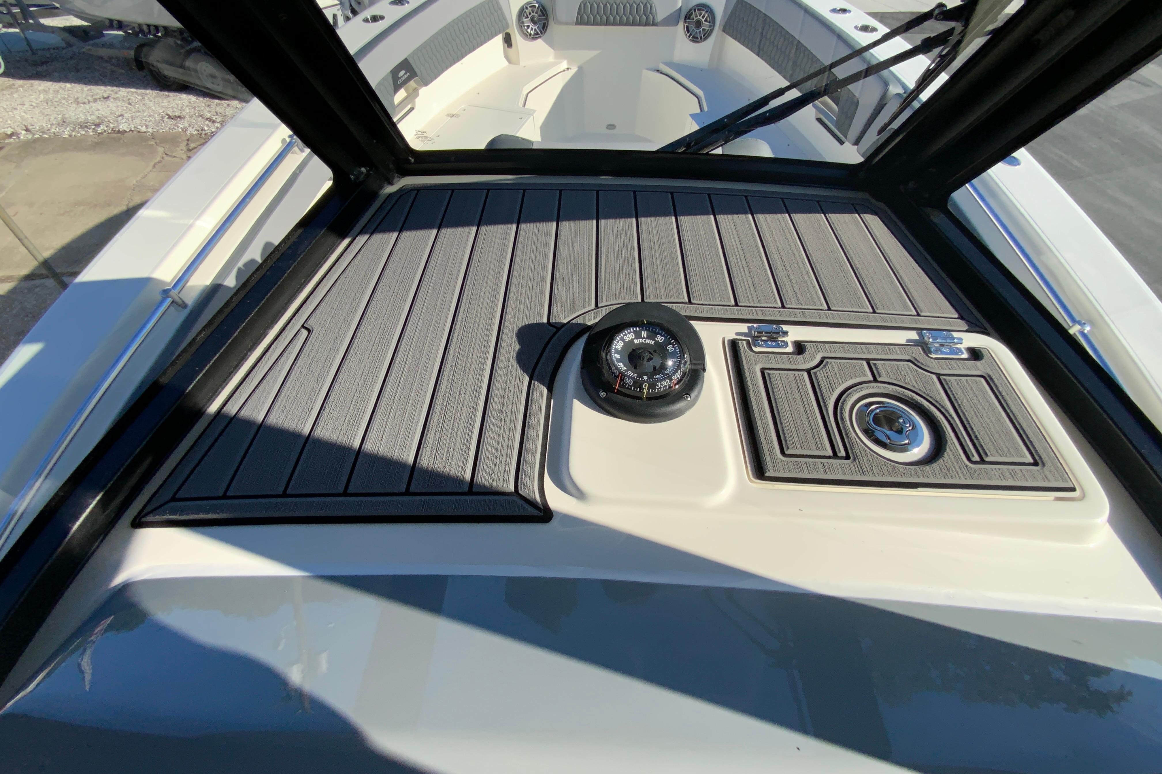 2026 Cobia 305 Center Console-48