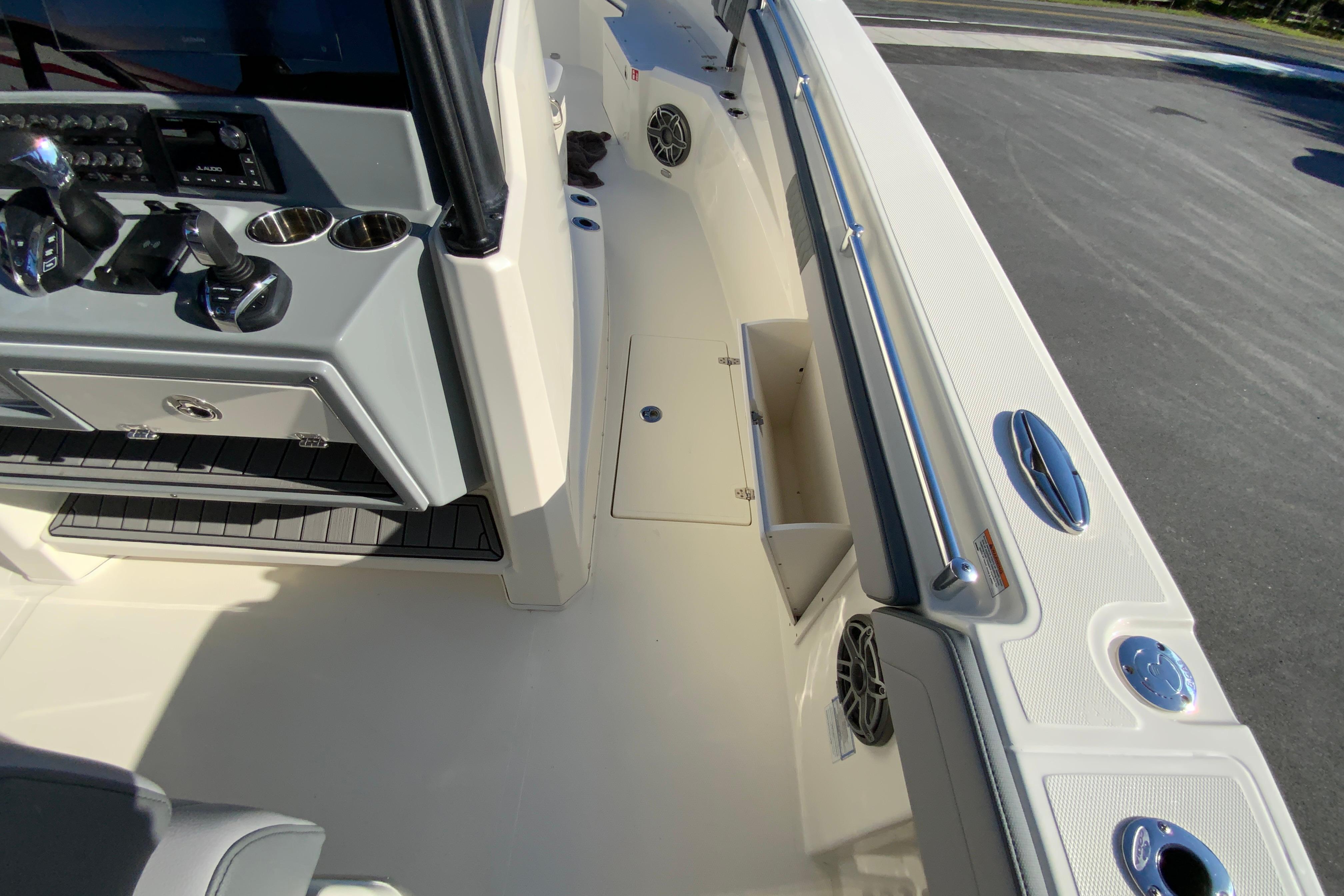 2026 Cobia 305 Center Console-63