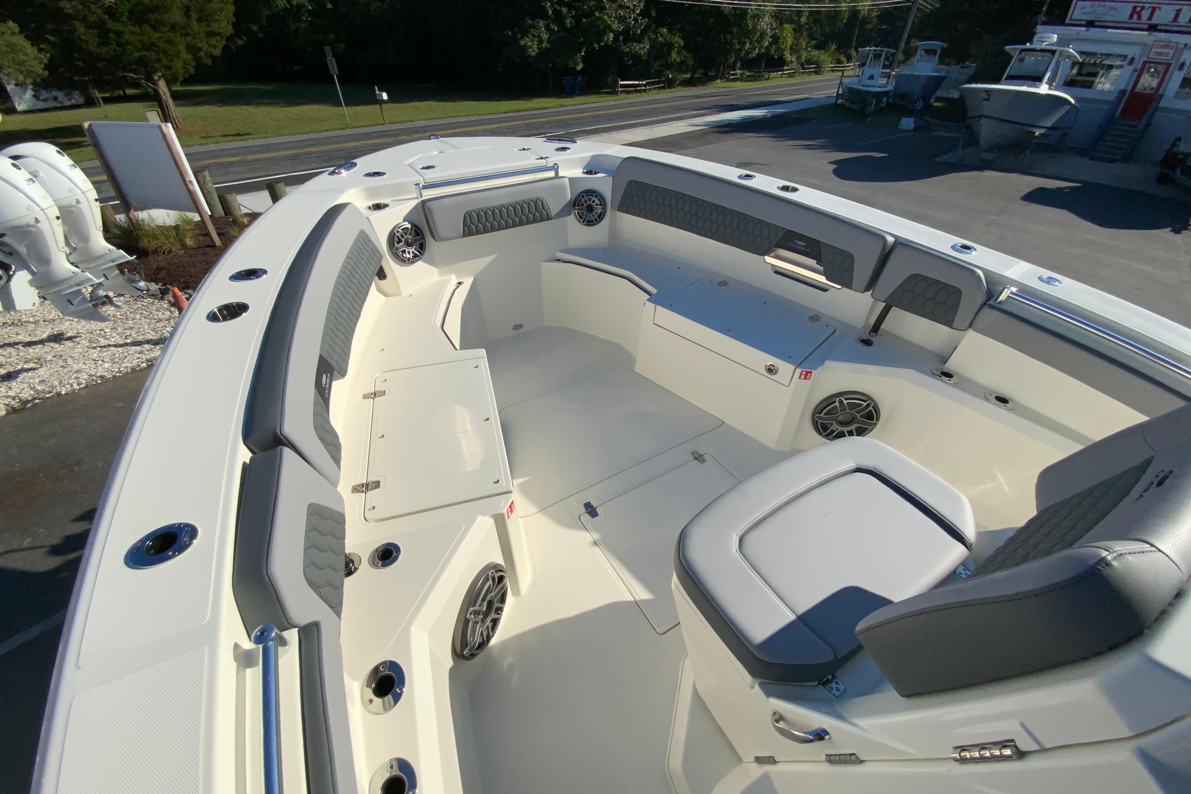 2026 Cobia 305 Center Console-82