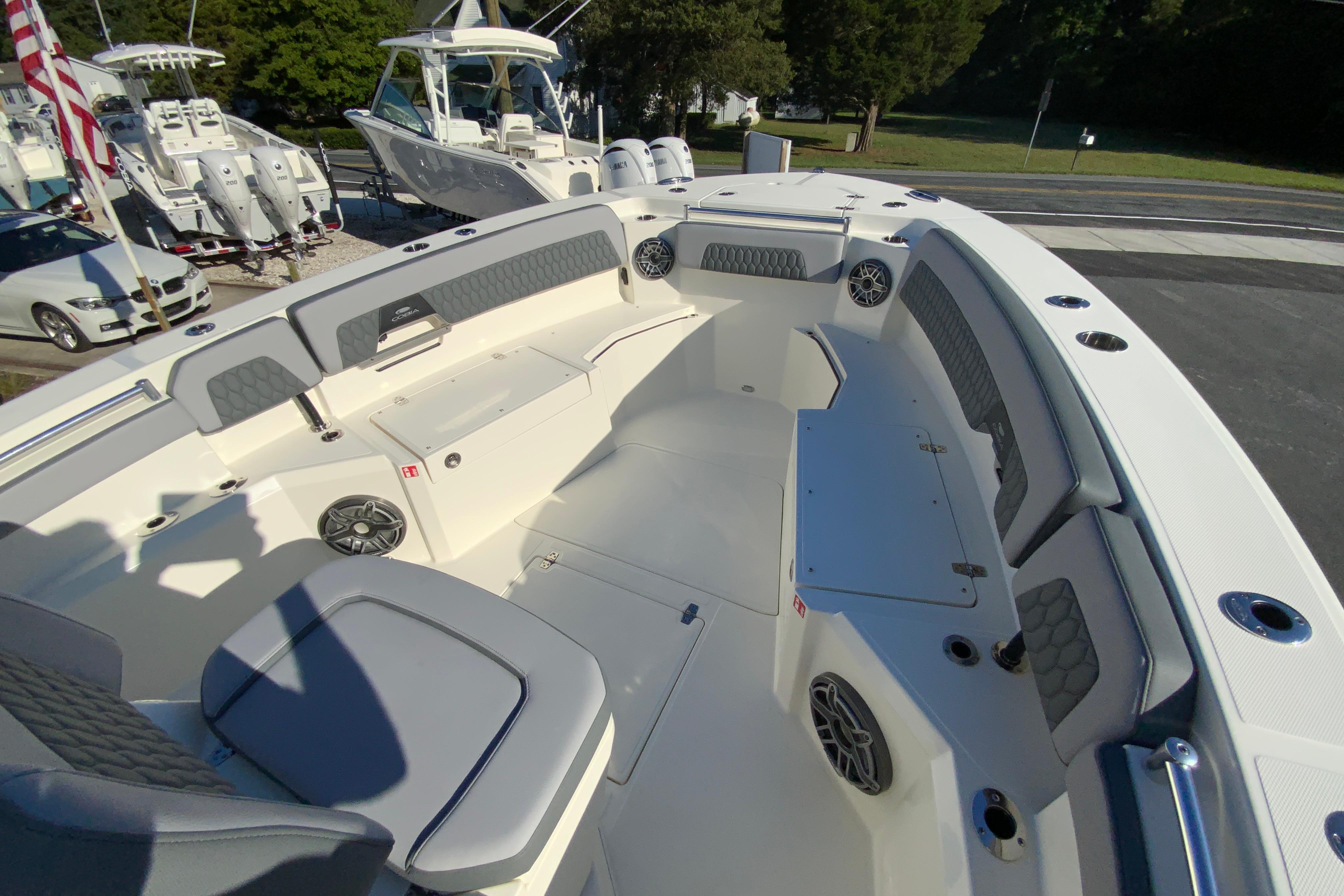 2026 Cobia 305 Center Console-83