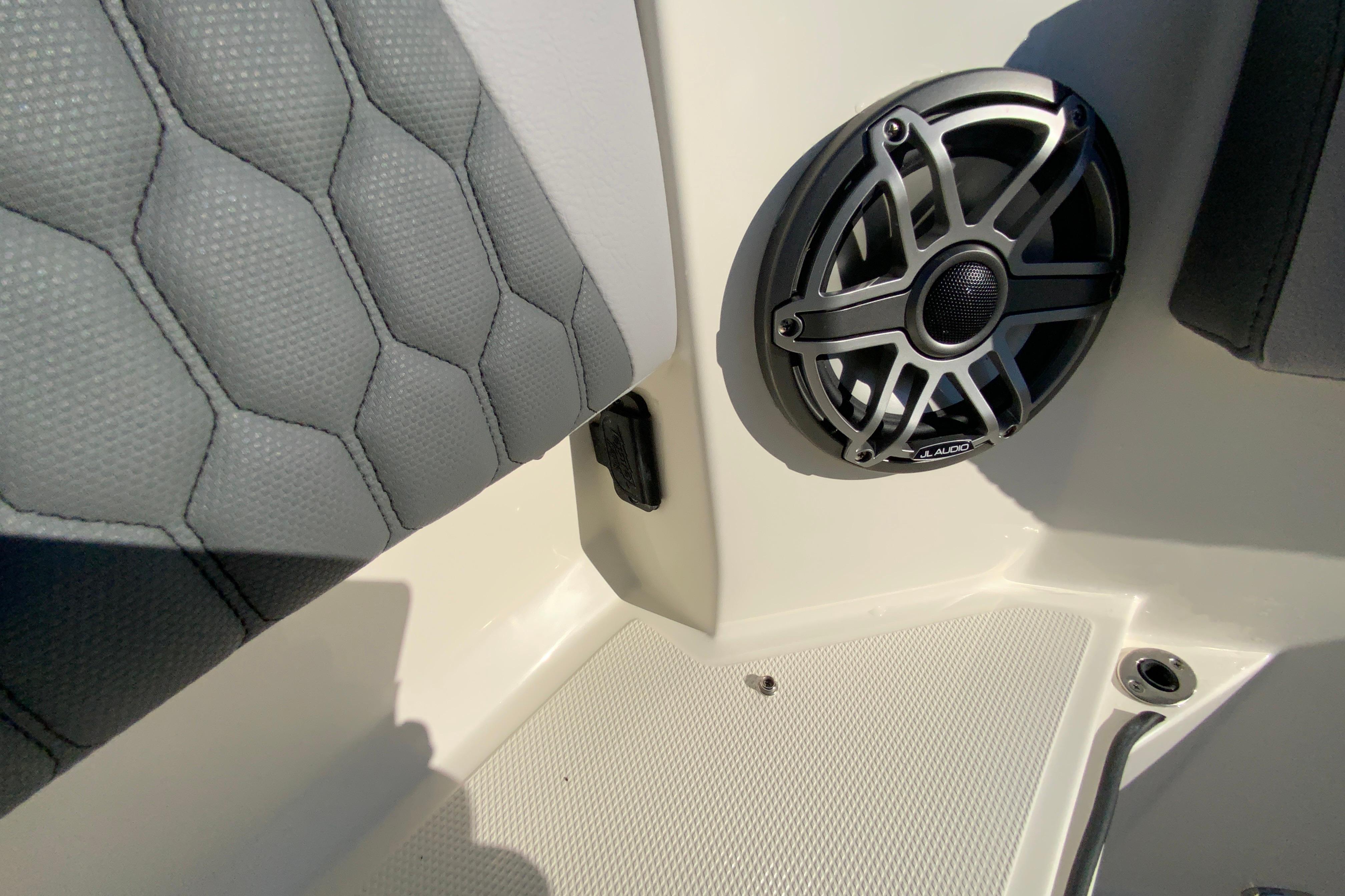 2026 Cobia 305 Center Console-84