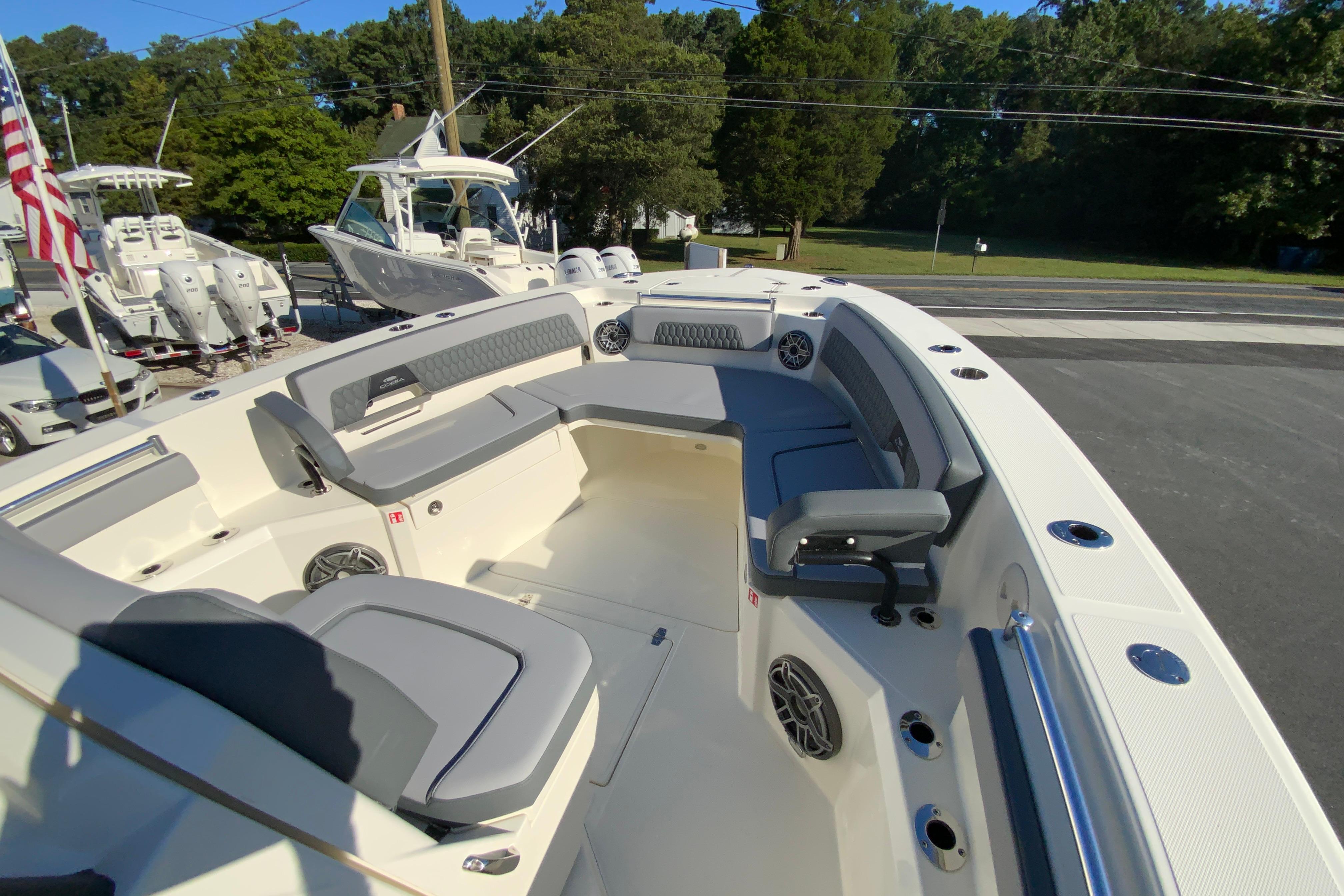 2026 Cobia 305 Center Console-93