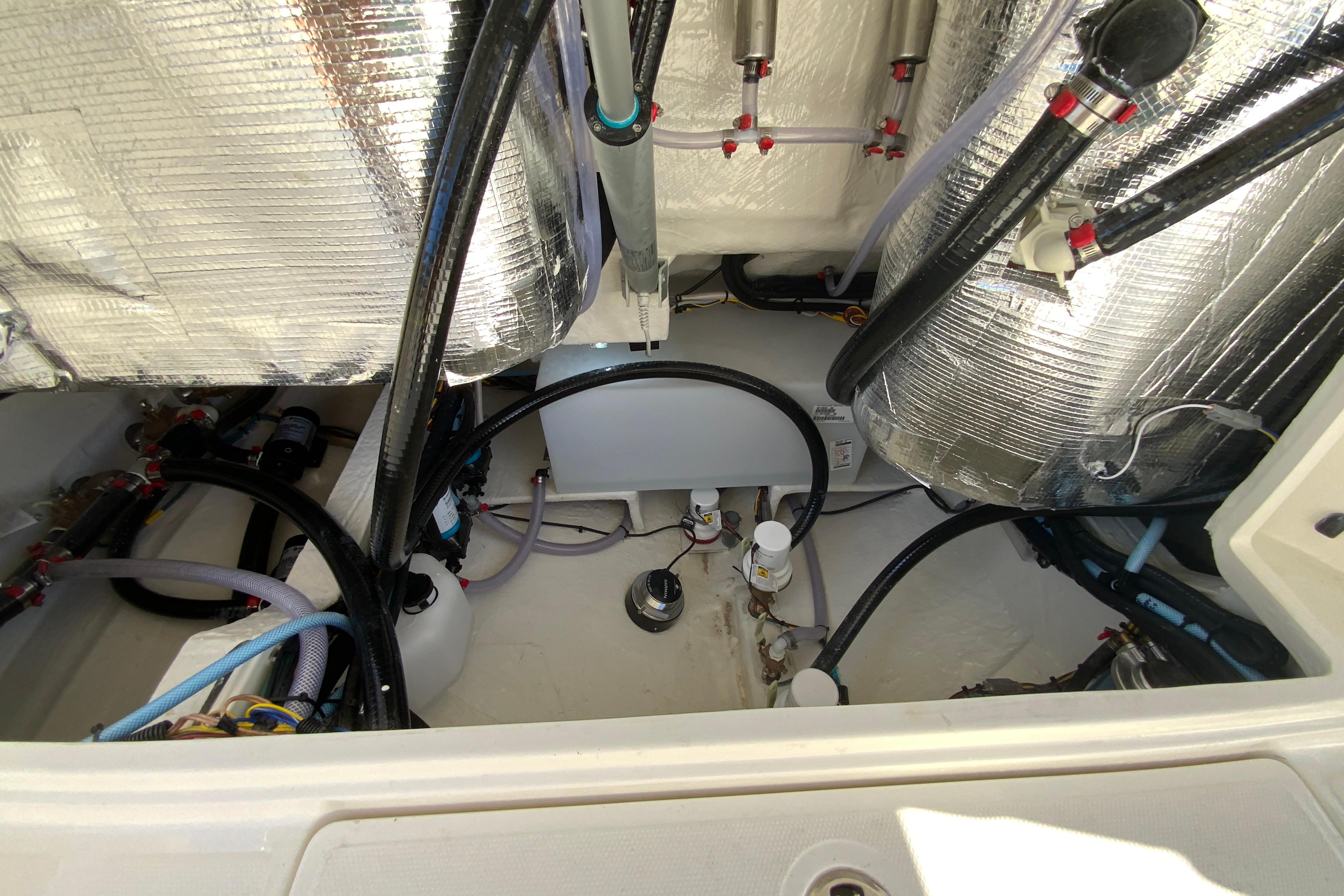 2026 Cobia 305 Center Console-107