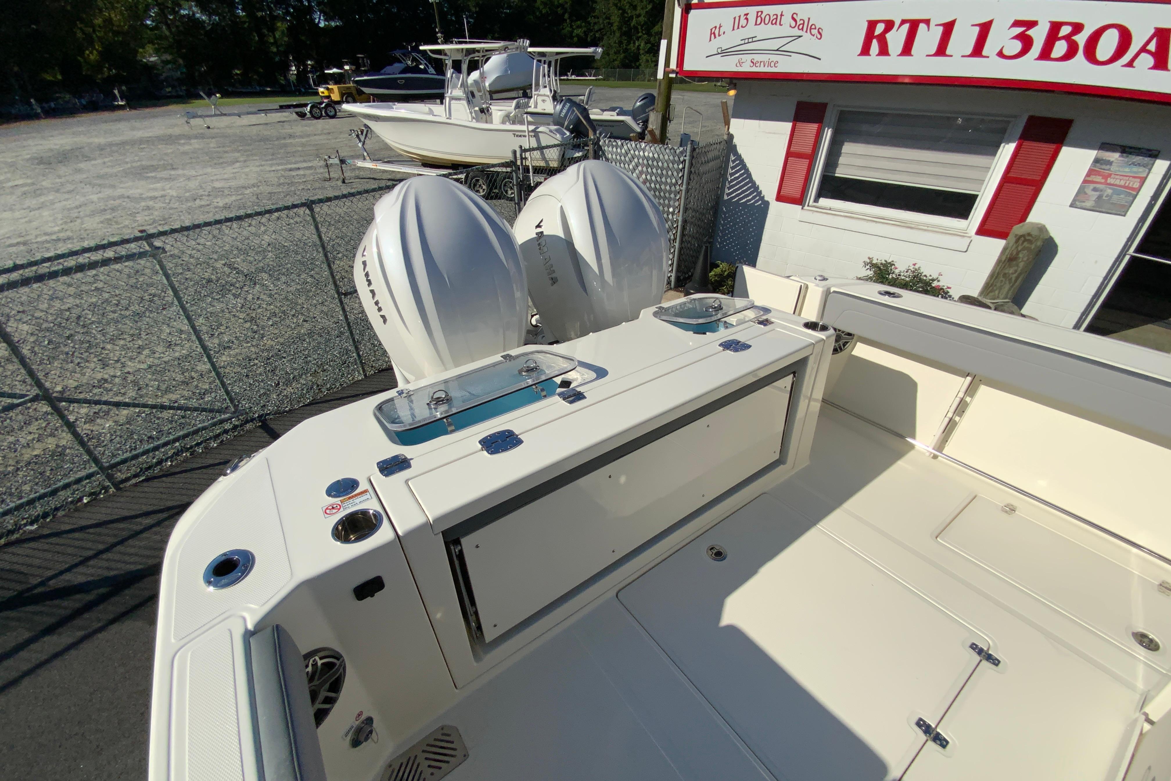 2026 Cobia 305 Center Console-105