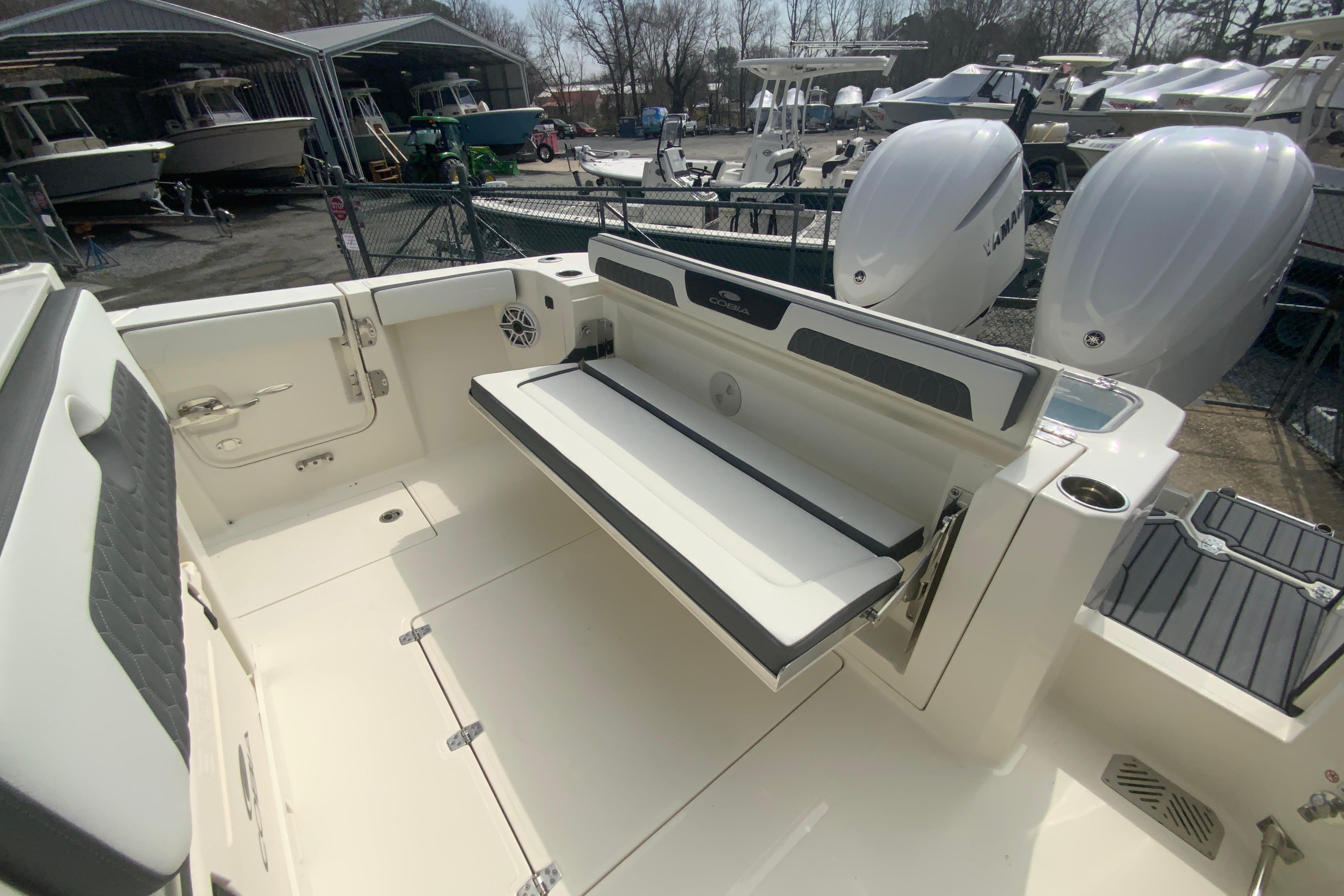 2026 Cobia 305 Center Console-12
