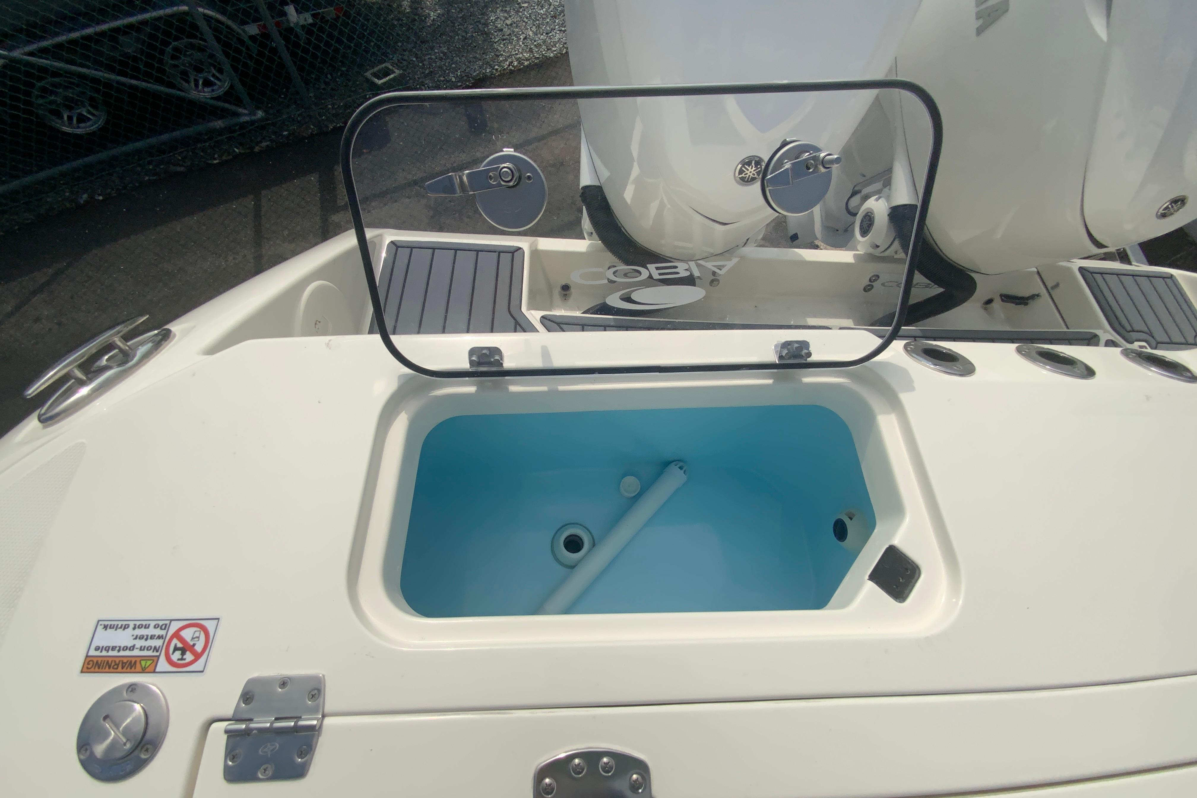 2026 Cobia 305 Center Console-15