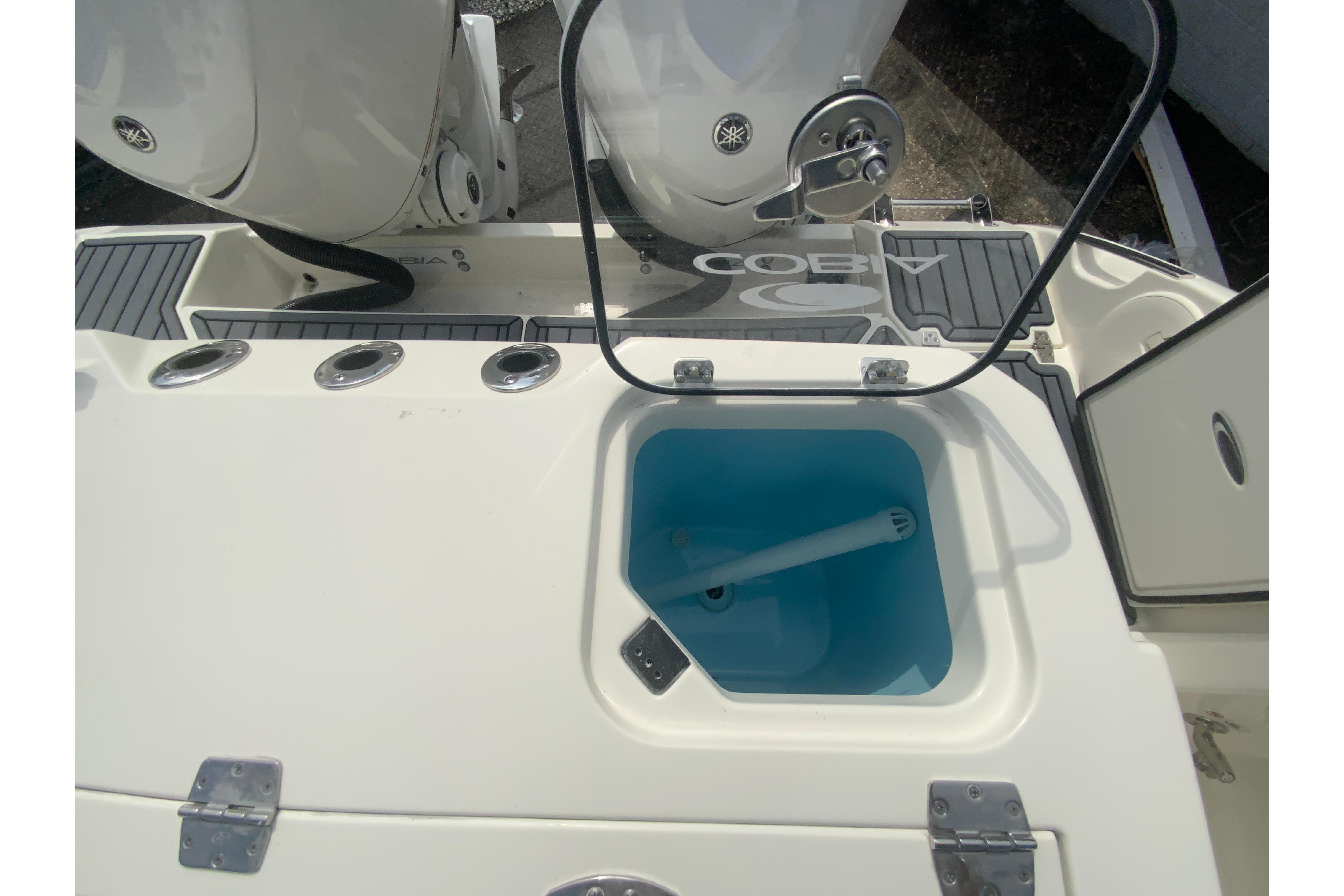 2026 Cobia 305 Center Console-16