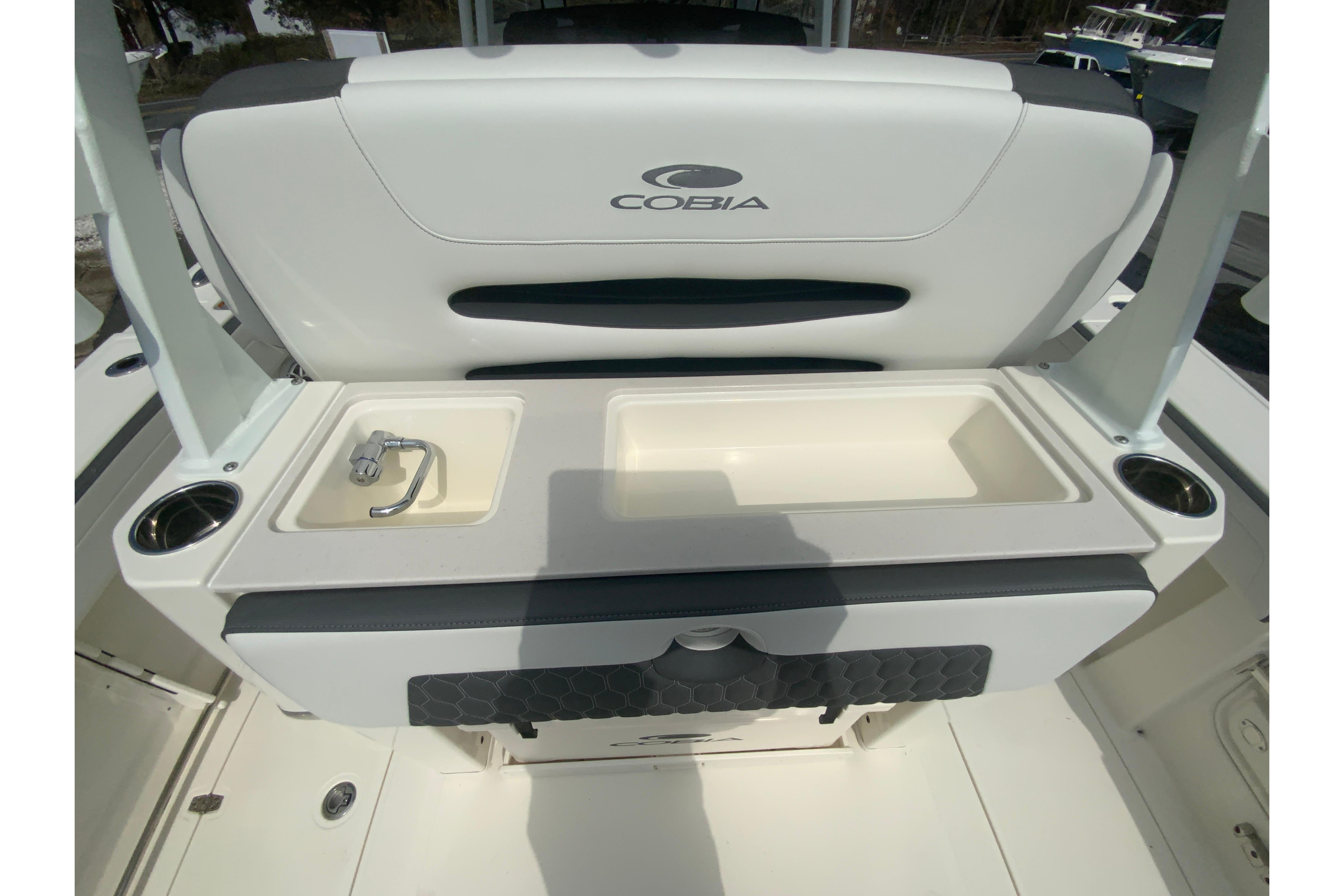2026 Cobia 305 Center Console-20