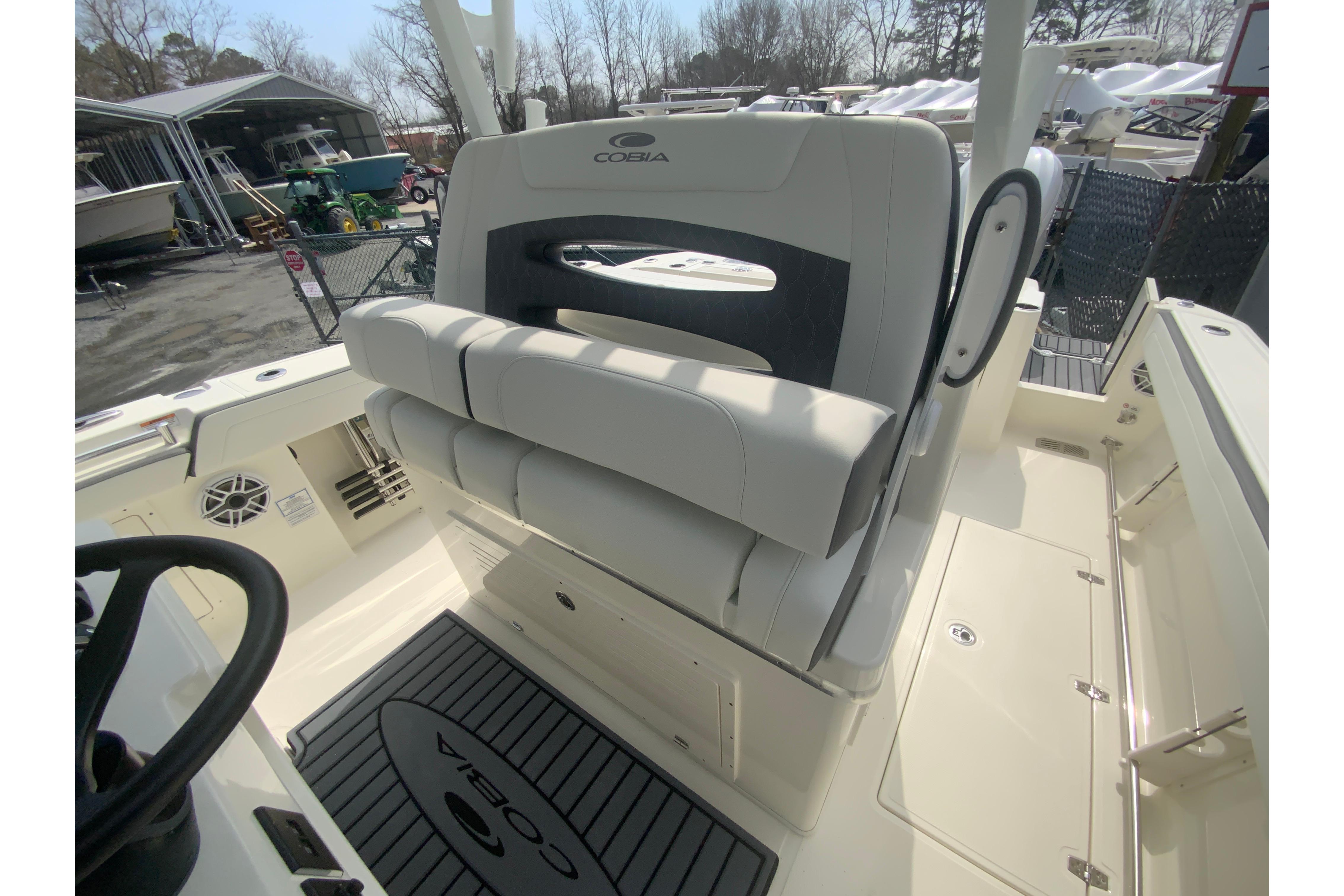2026 Cobia 305 Center Console-21